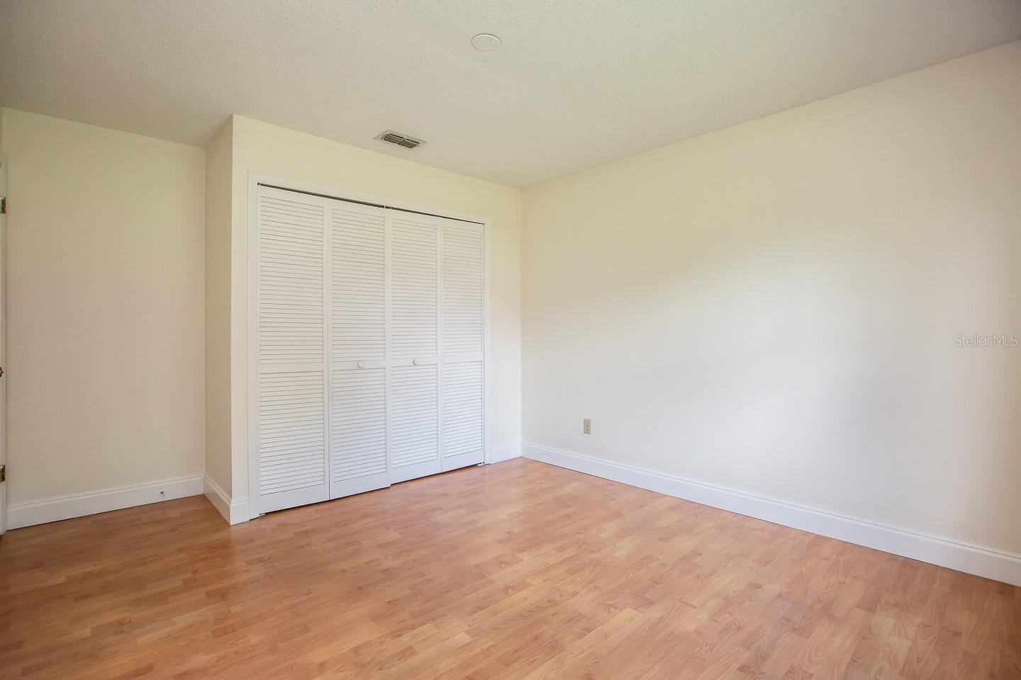 Image 17 of 19 For 4087 Waterview Loop