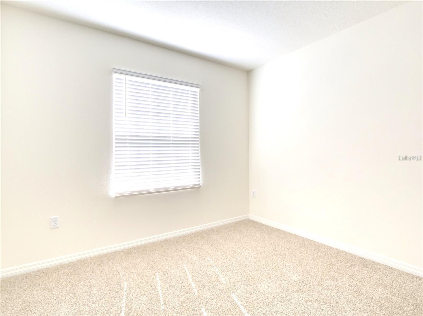 Image 11 of 13 For 1289 Yellow Finch Drive