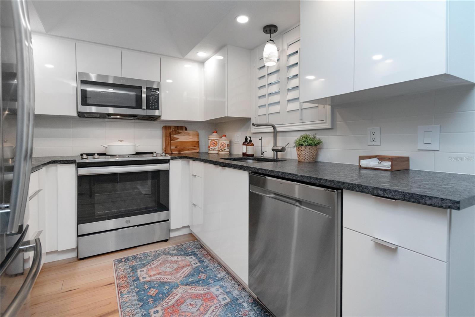 Image 10 of 55 For 3510 Ocean Shore Boulevard 109