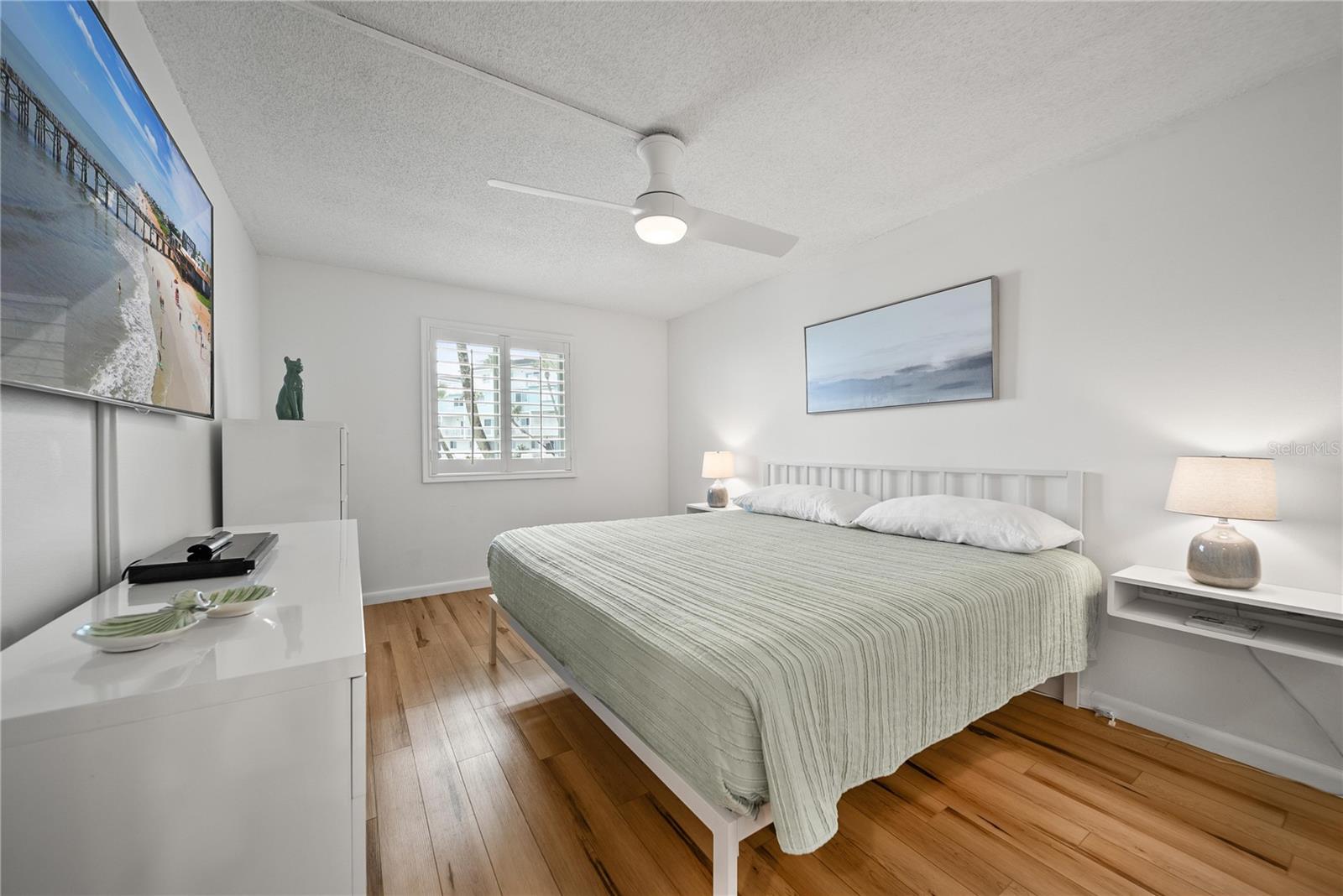 Image 15 of 55 For 3510 Ocean Shore Boulevard 109