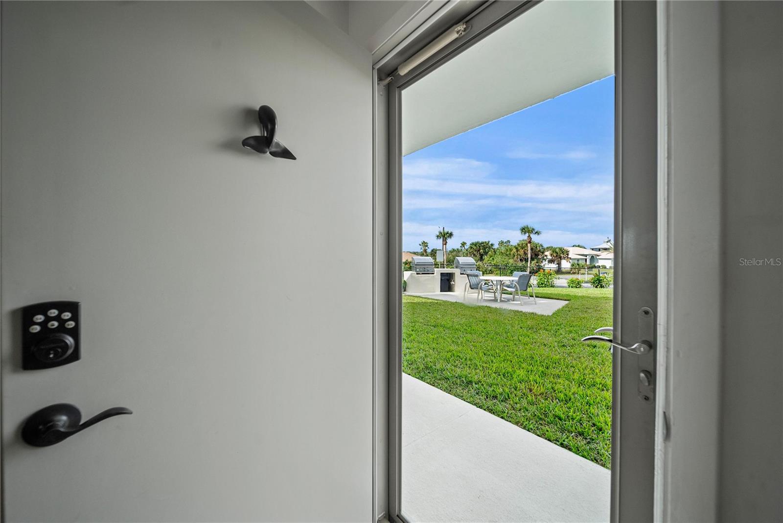 Image 24 of 55 For 3510 Ocean Shore Boulevard 109