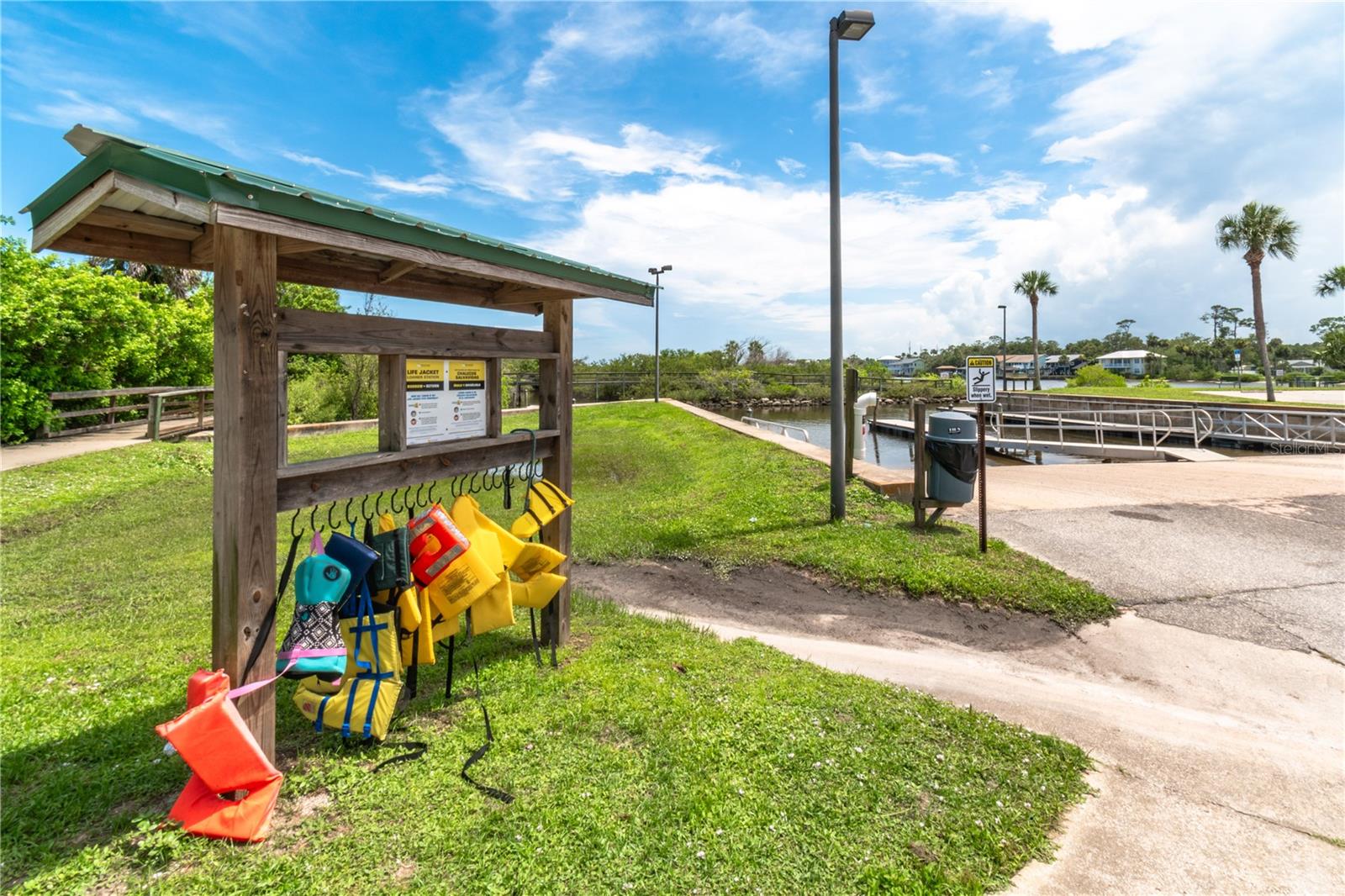 Image 37 of 55 For 3510 Ocean Shore Boulevard 109