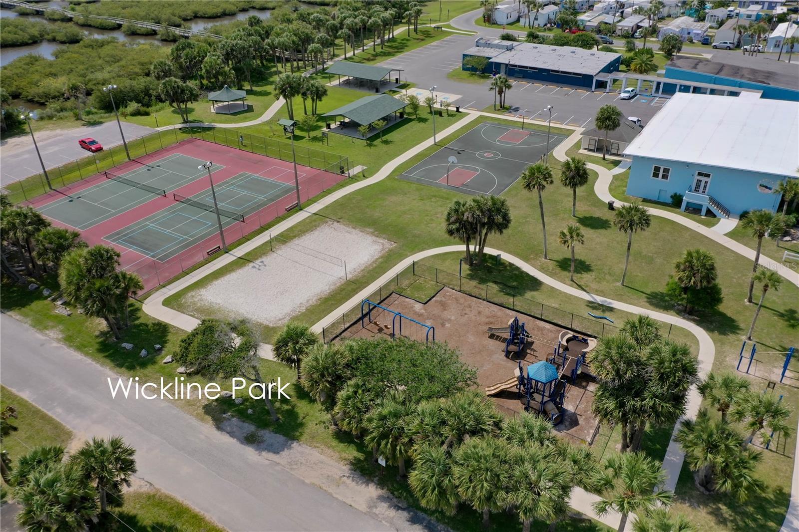 Image 48 of 55 For 3510 Ocean Shore Boulevard 109