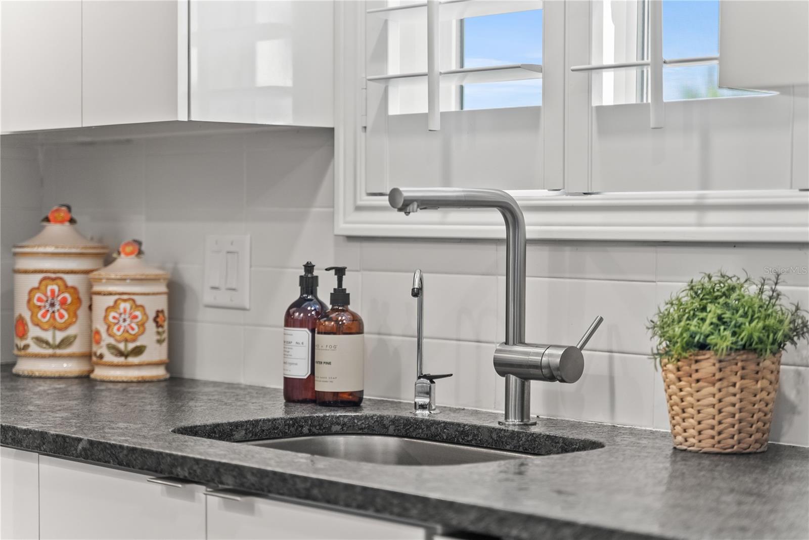 Image 9 of 55 For 3510 Ocean Shore Boulevard 109