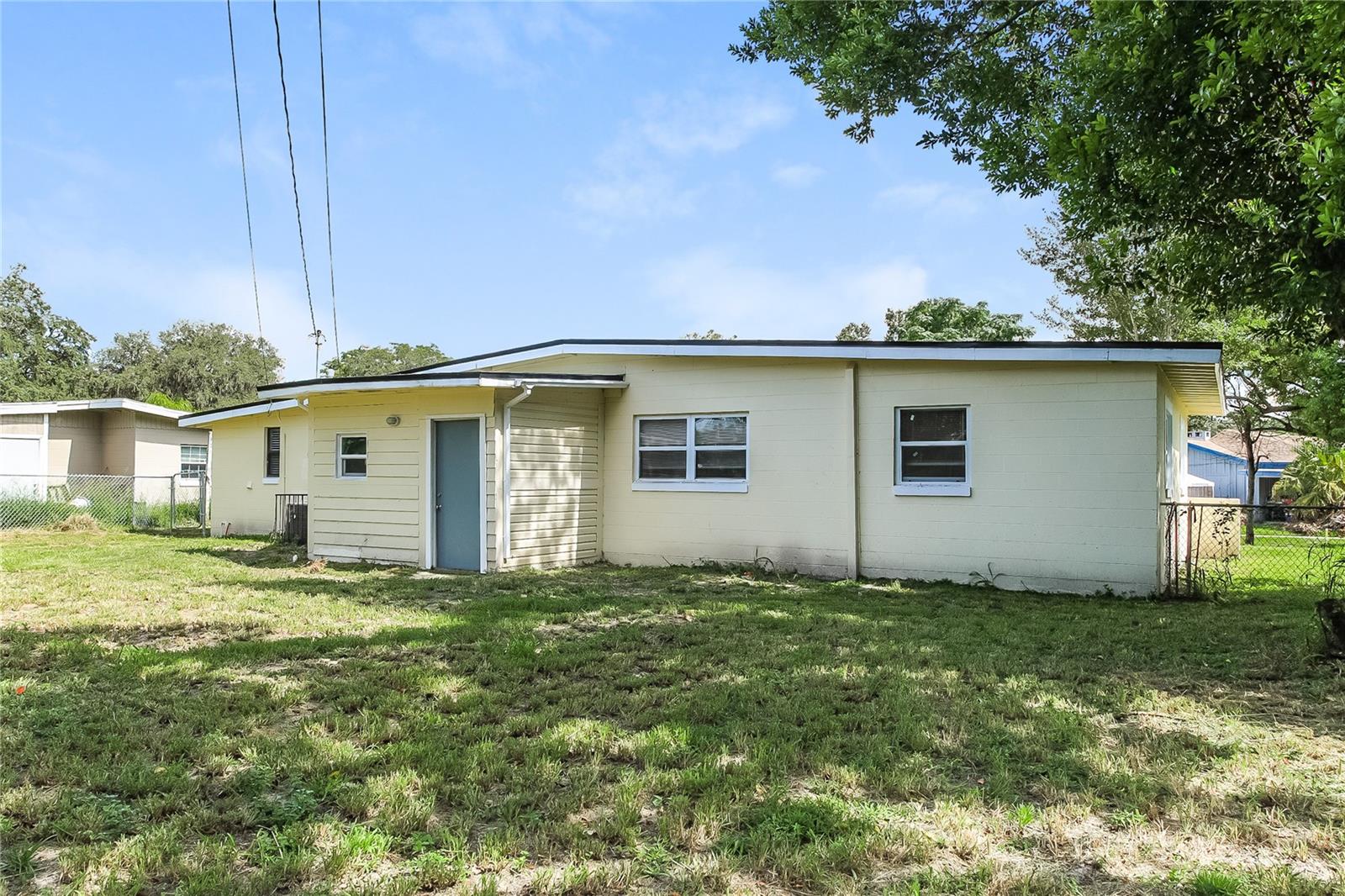 Image 15 of 16 For 5915 Beechmont Boulevard