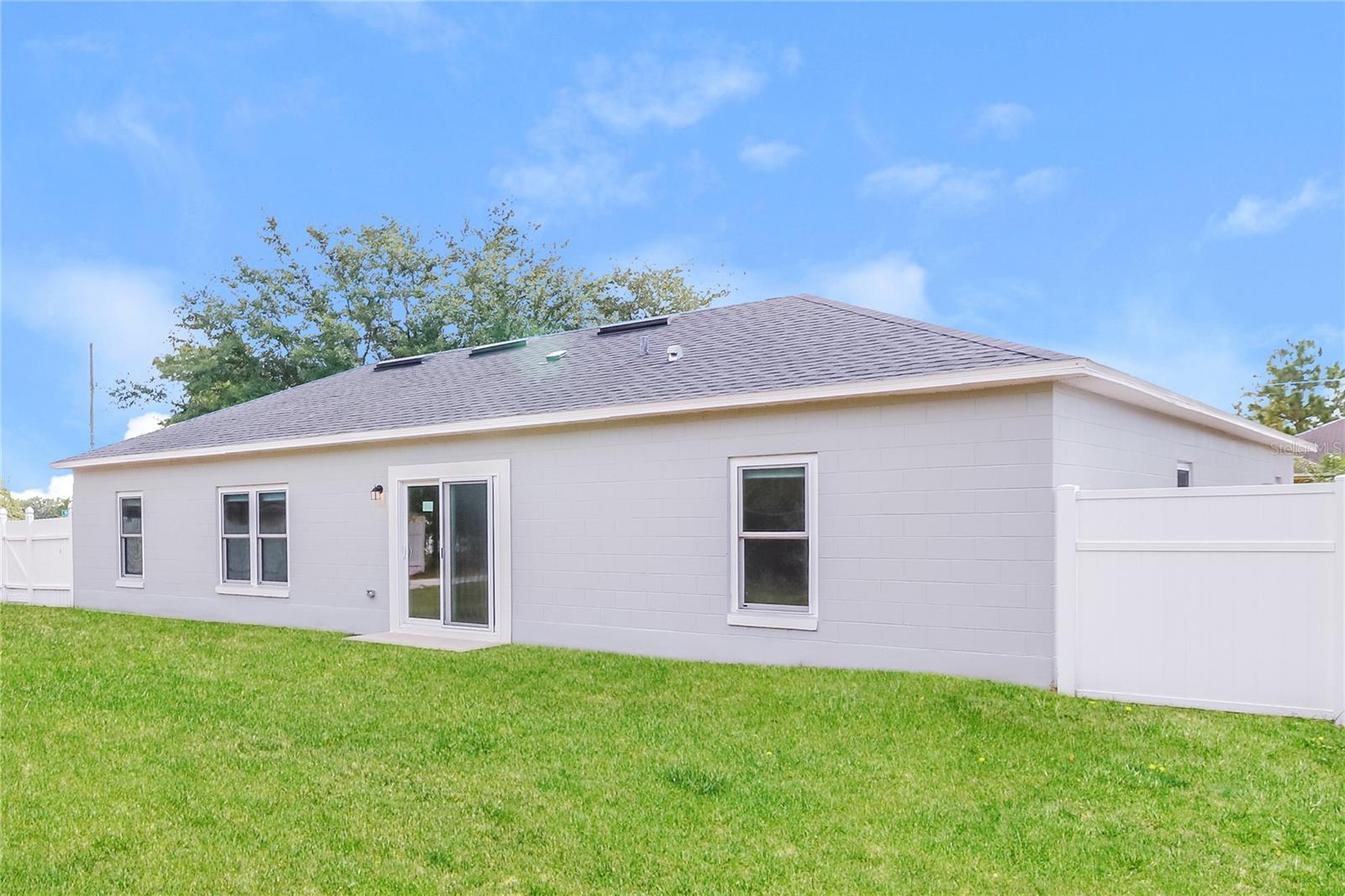 Image 15 of 16 For 611 Maricopa Drive