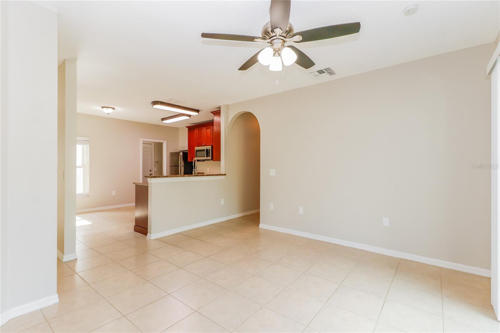 Image 6 of 16 For 611 Maricopa Drive