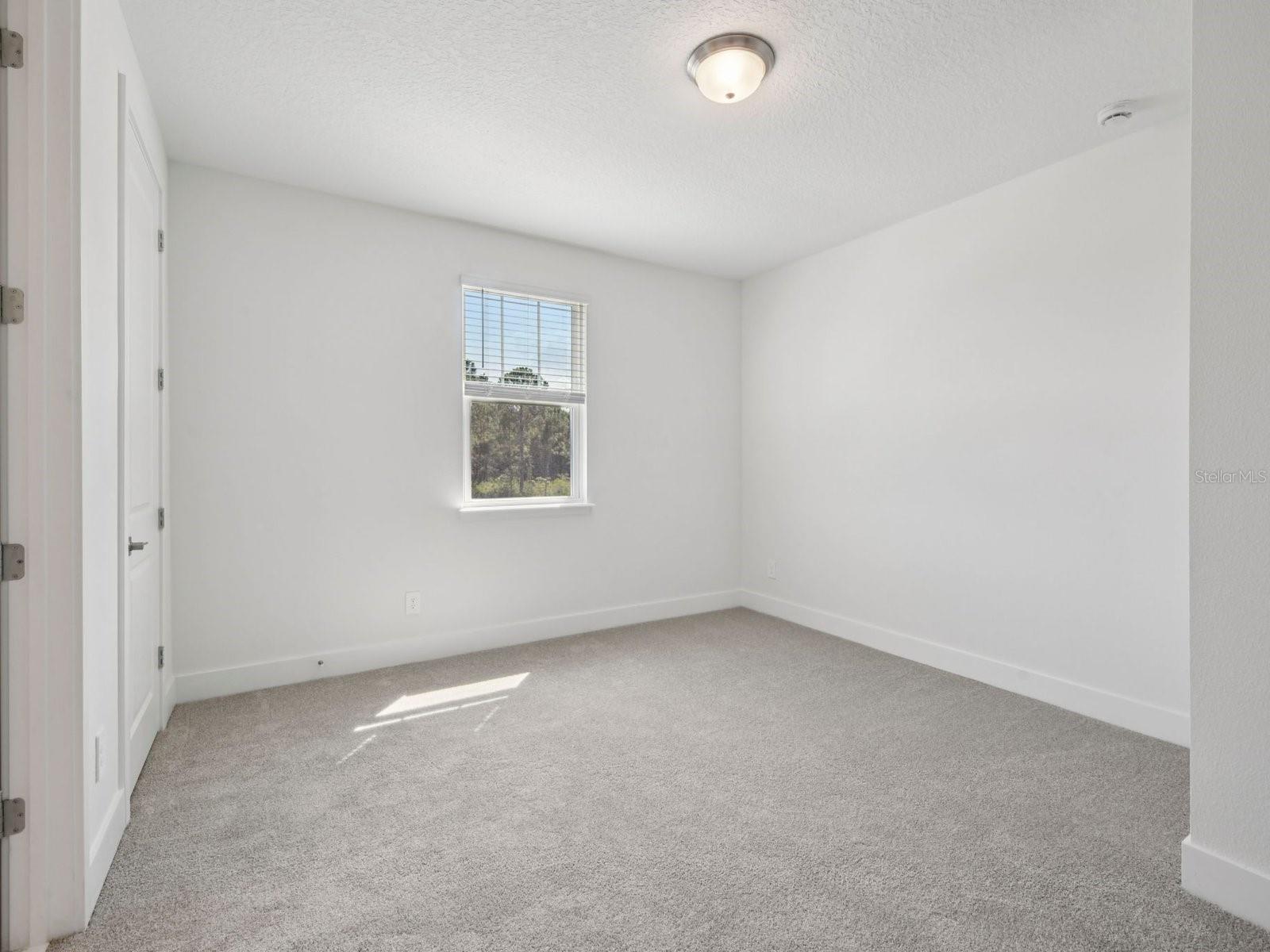 Image 10 of 12 For 1332 Oakhaven Avenue