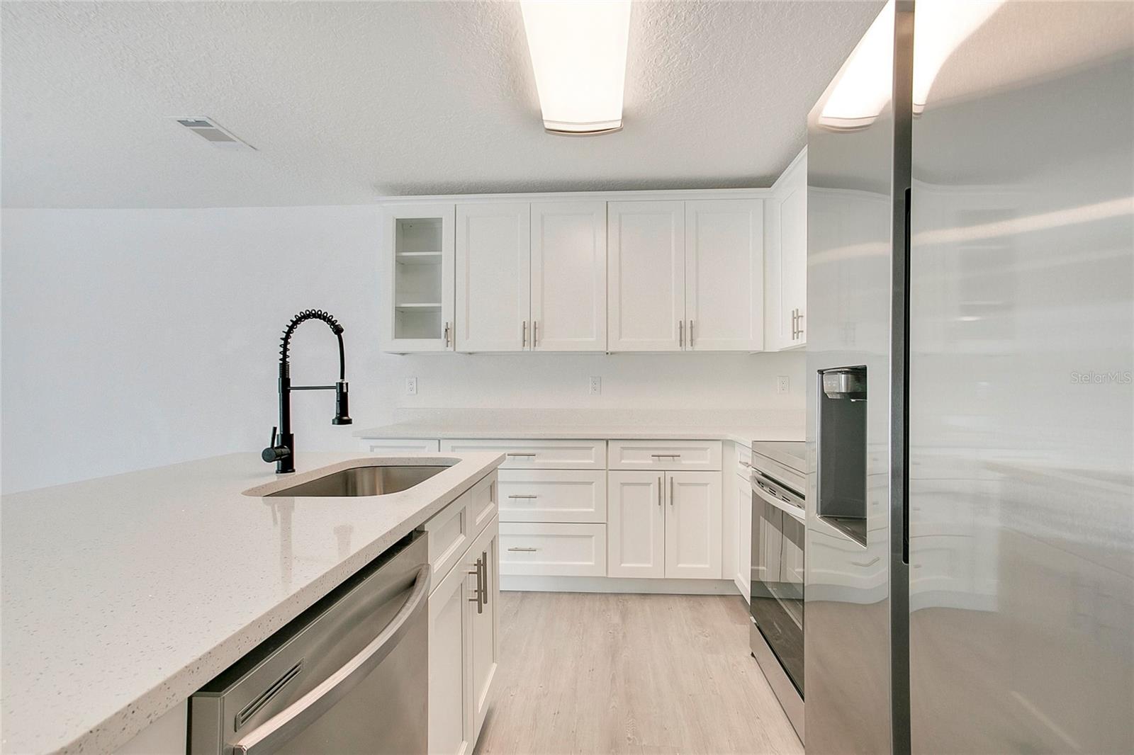 Image 6 of 16 For 1217 6th Street