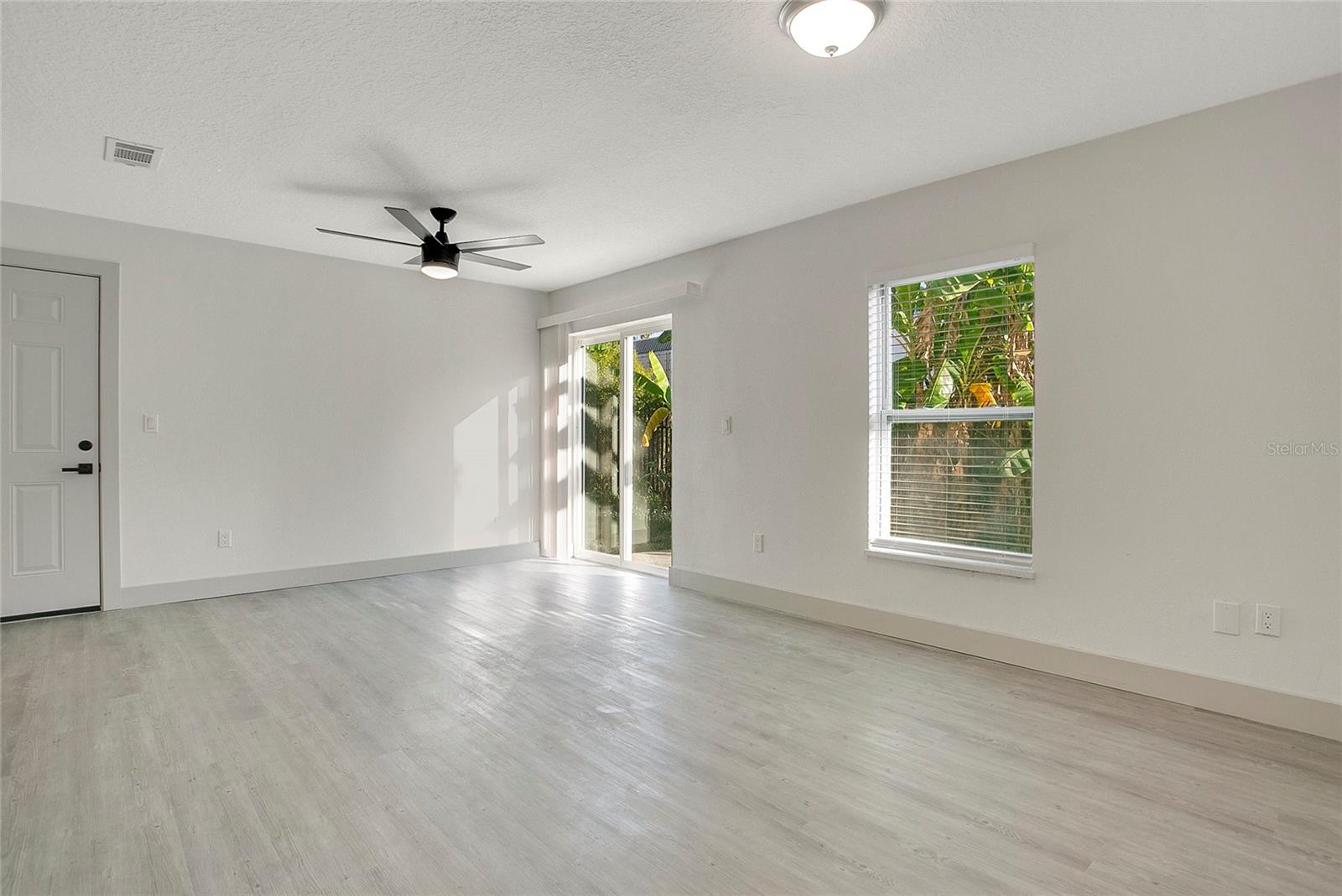 Image 9 of 16 For 1217 6th Street