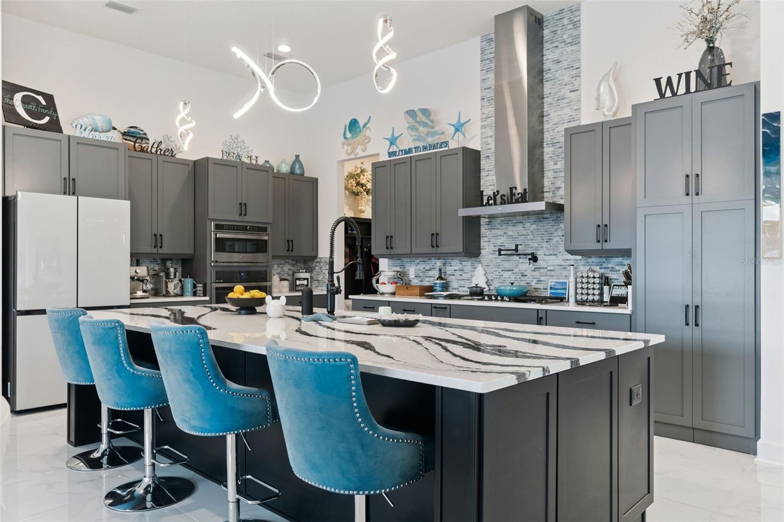 Image 13 of 55 For 30 Kingswood Court