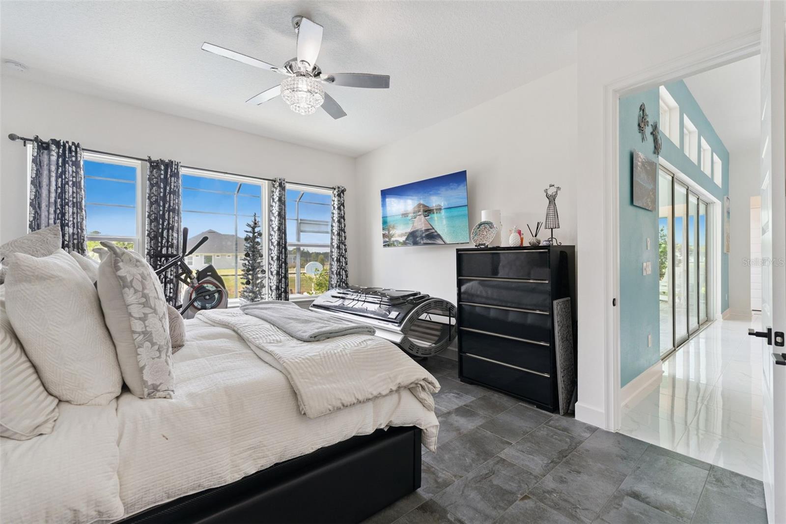 Image 16 of 55 For 30 Kingswood Court