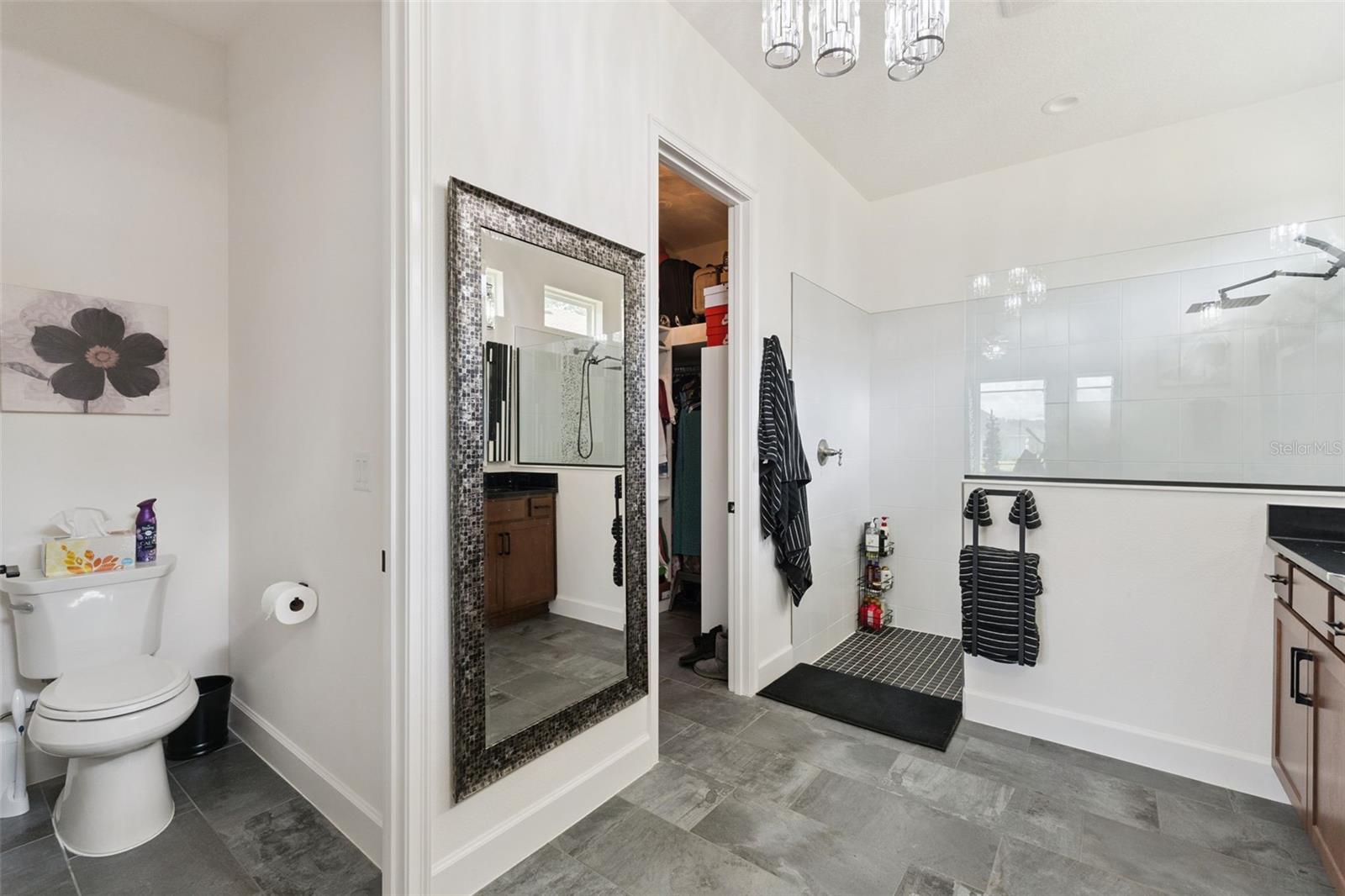 Image 19 of 55 For 30 Kingswood Court