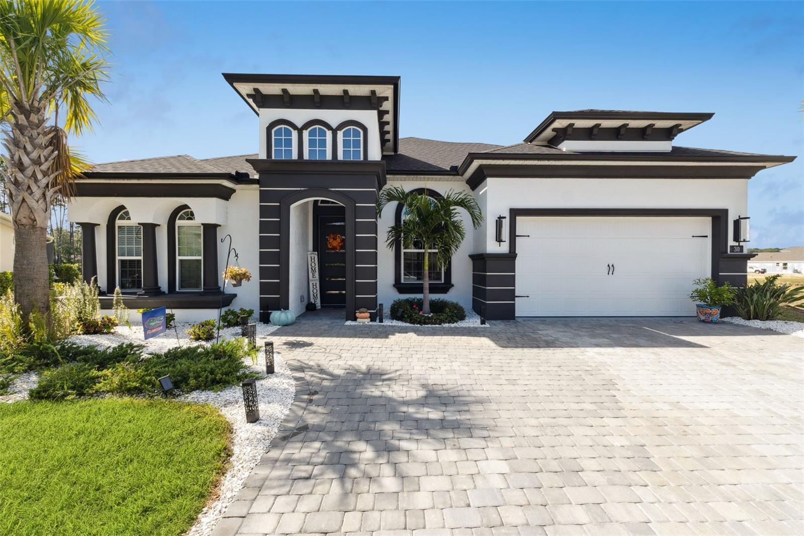 Image 2 of 55 For 30 Kingswood Court