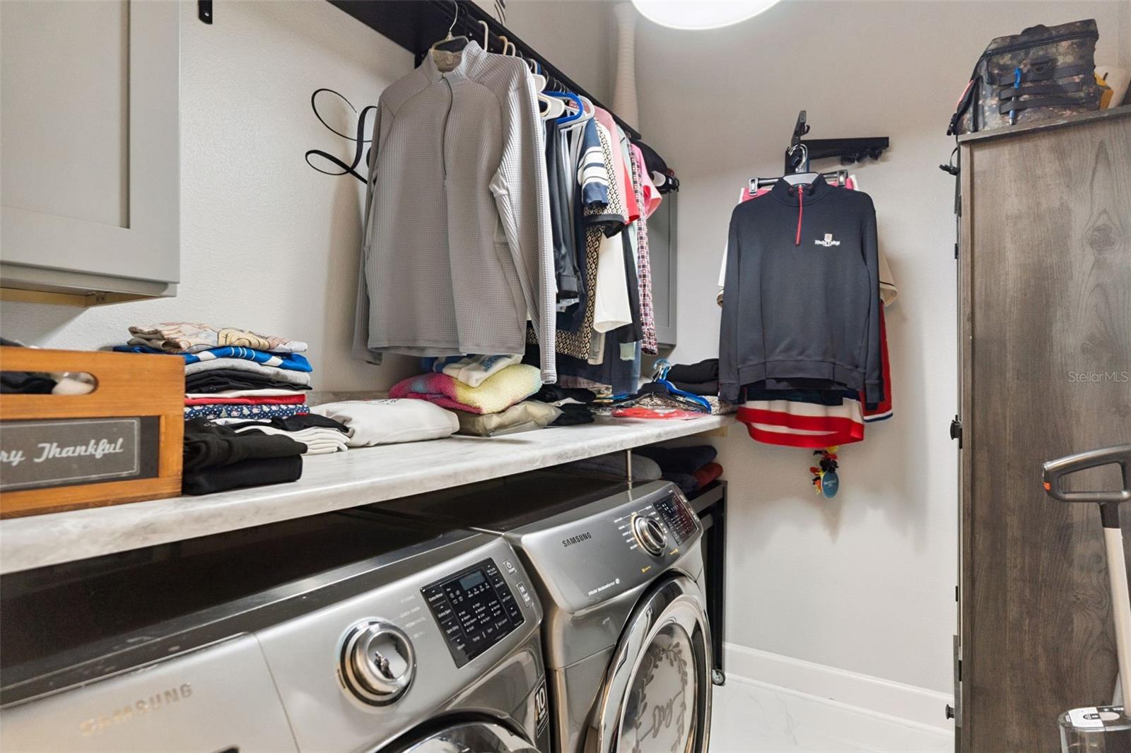 Image 22 of 55 For 30 Kingswood Court