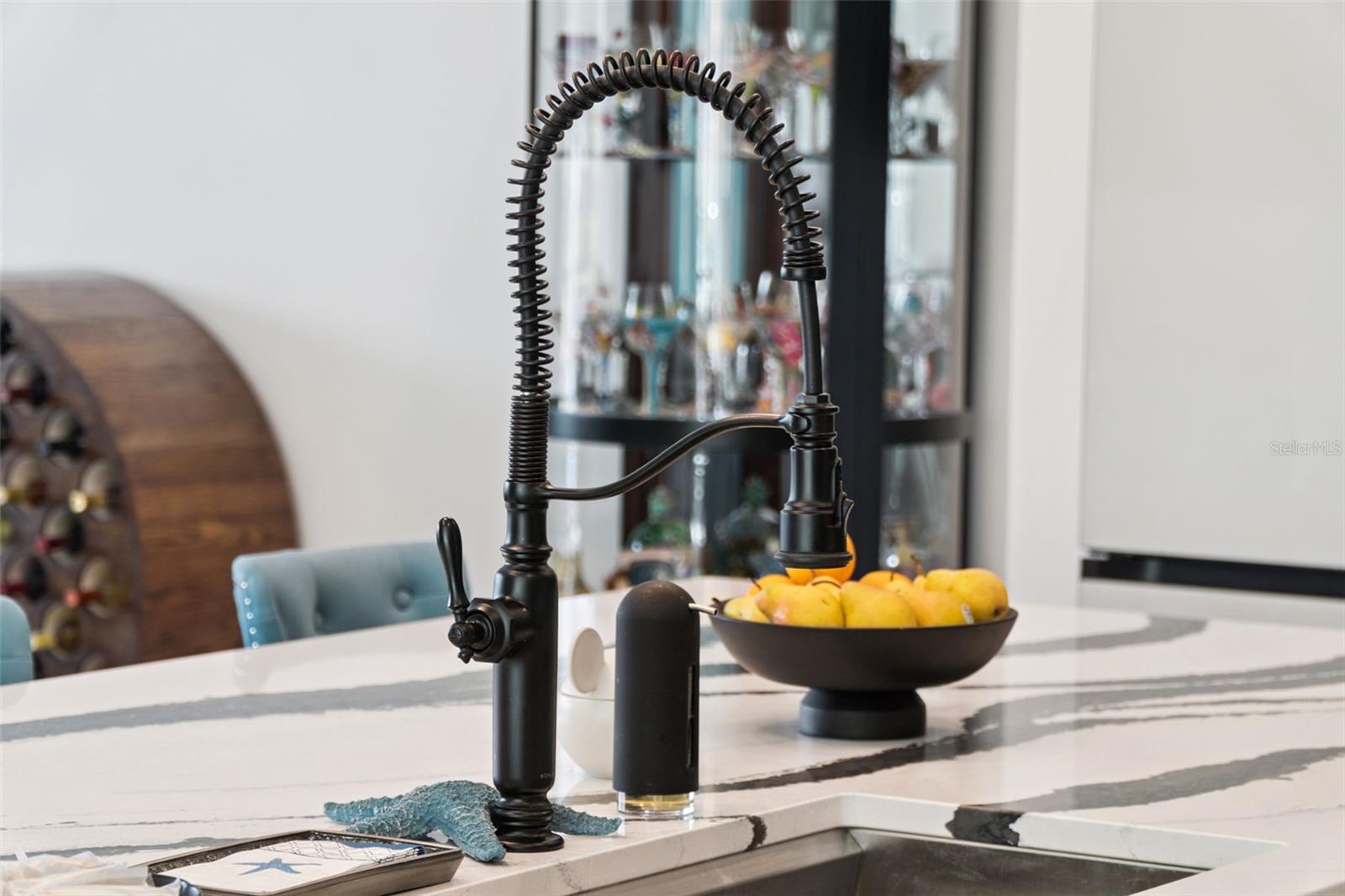 Image 24 of 55 For 30 Kingswood Court