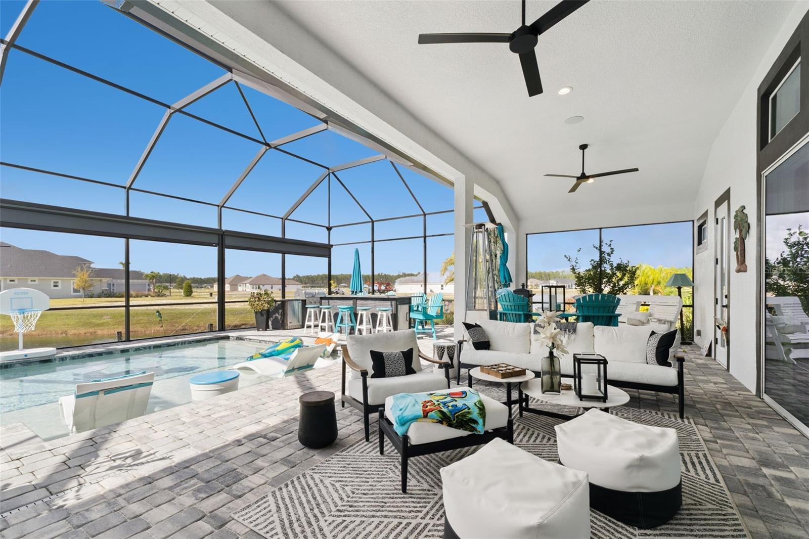 Image 28 of 55 For 30 Kingswood Court