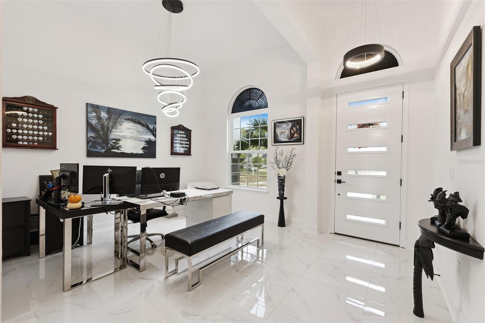 Image 5 of 55 For 30 Kingswood Court