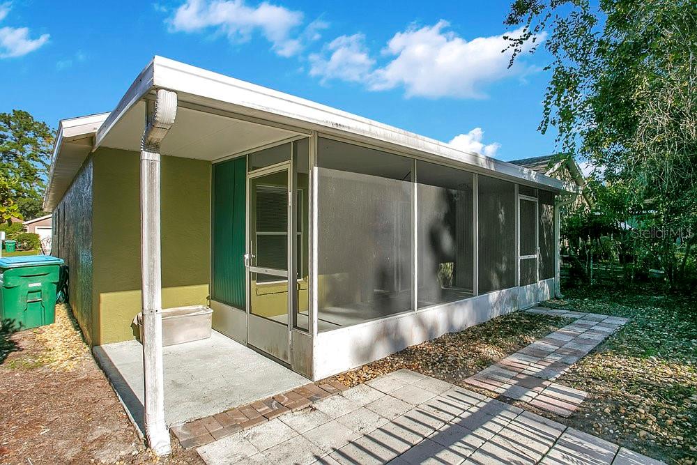 Image 21 of 34 For 114 Sundance Court