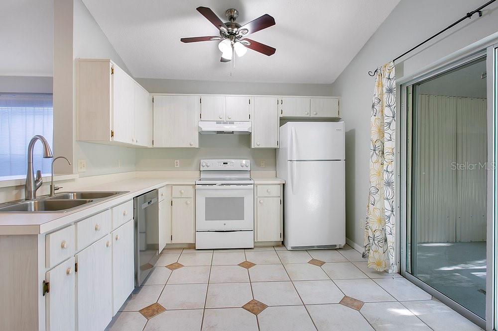 Image 9 of 34 For 114 Sundance Court