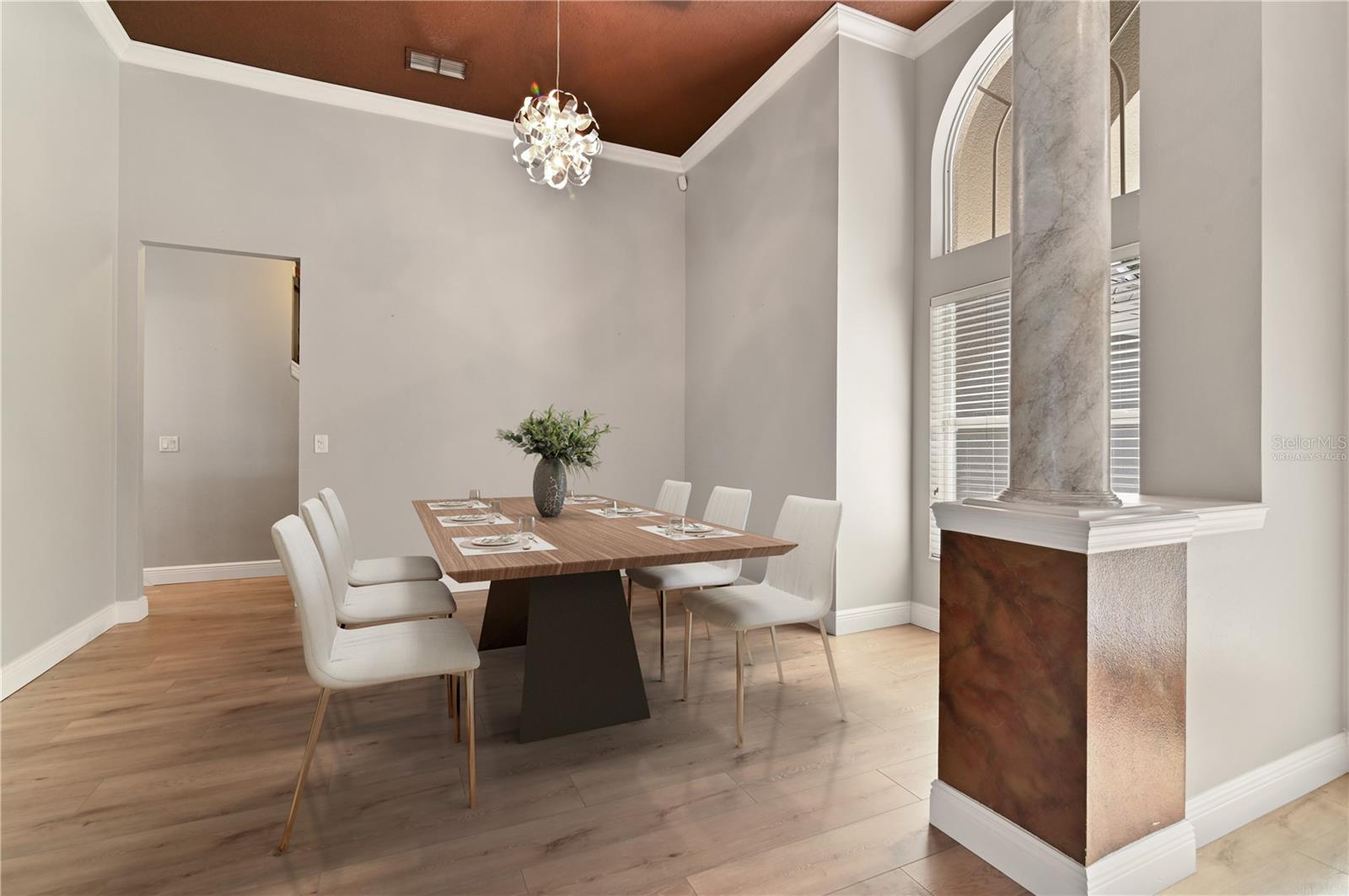 Image 15 of 96 For 361 Speyside Lane