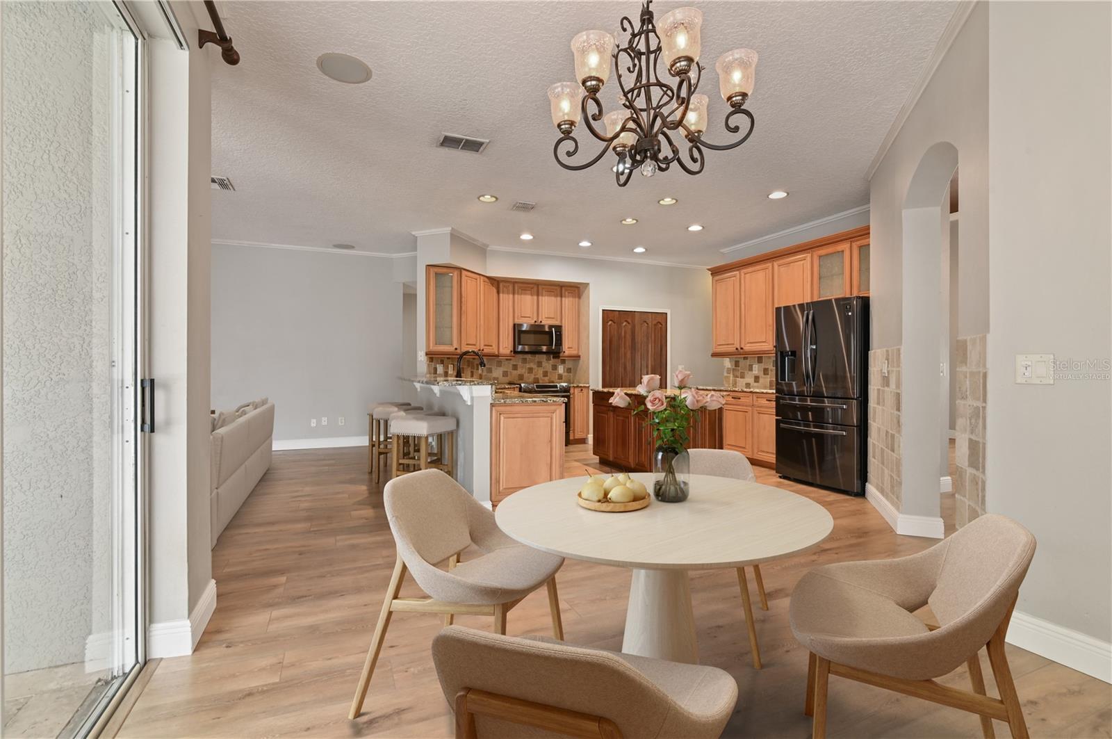 Image 20 of 96 For 361 Speyside Lane