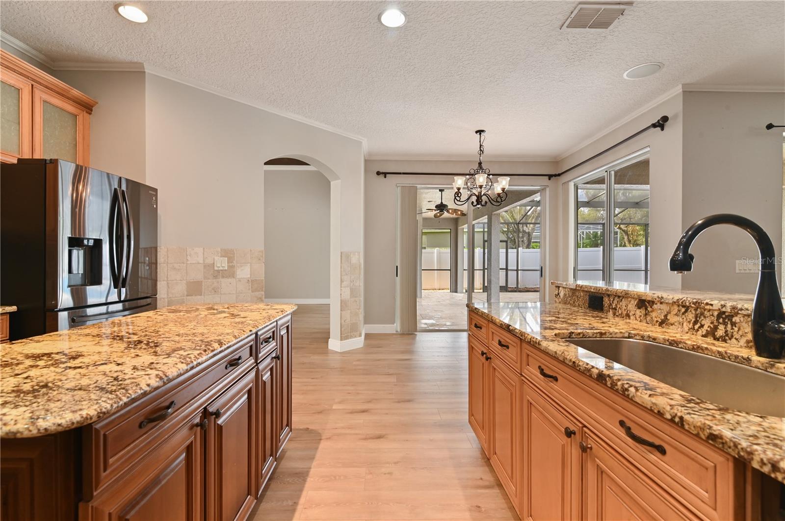 Image 25 of 96 For 361 Speyside Lane