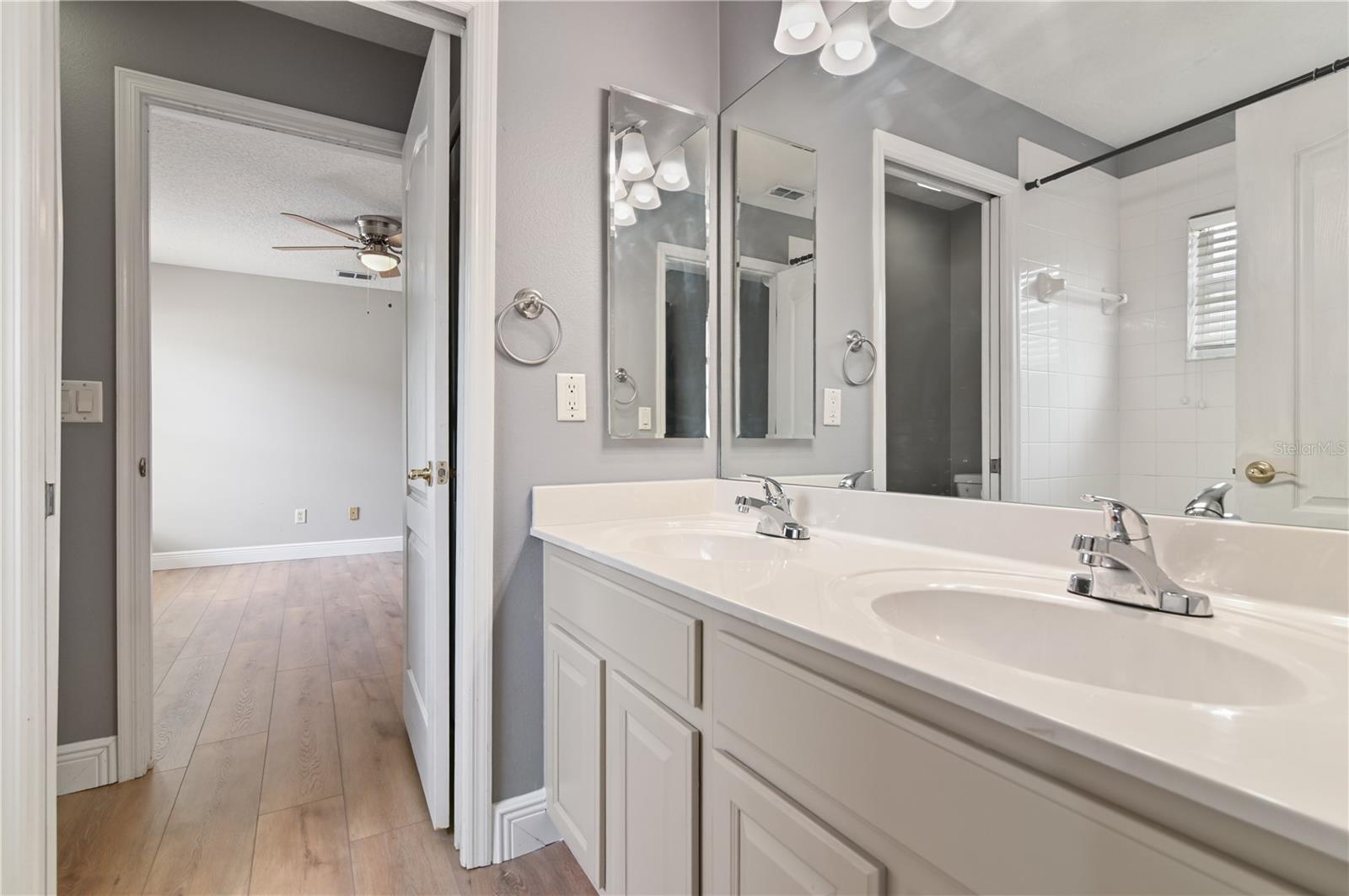 Image 47 of 96 For 361 Speyside Lane