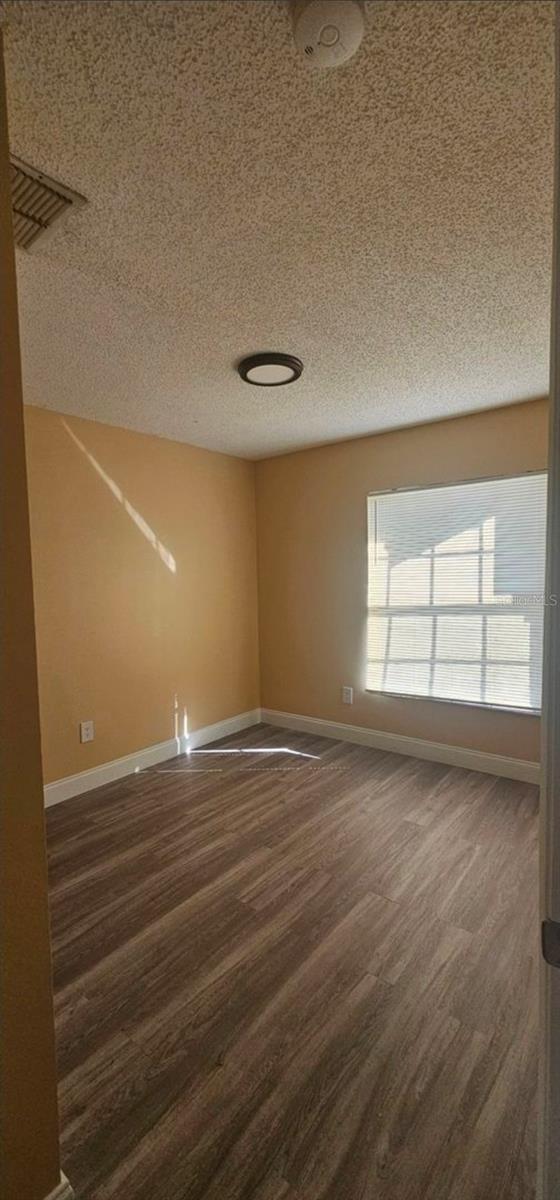 Image 17 of 28 For 14560 Laguna Beach Circle