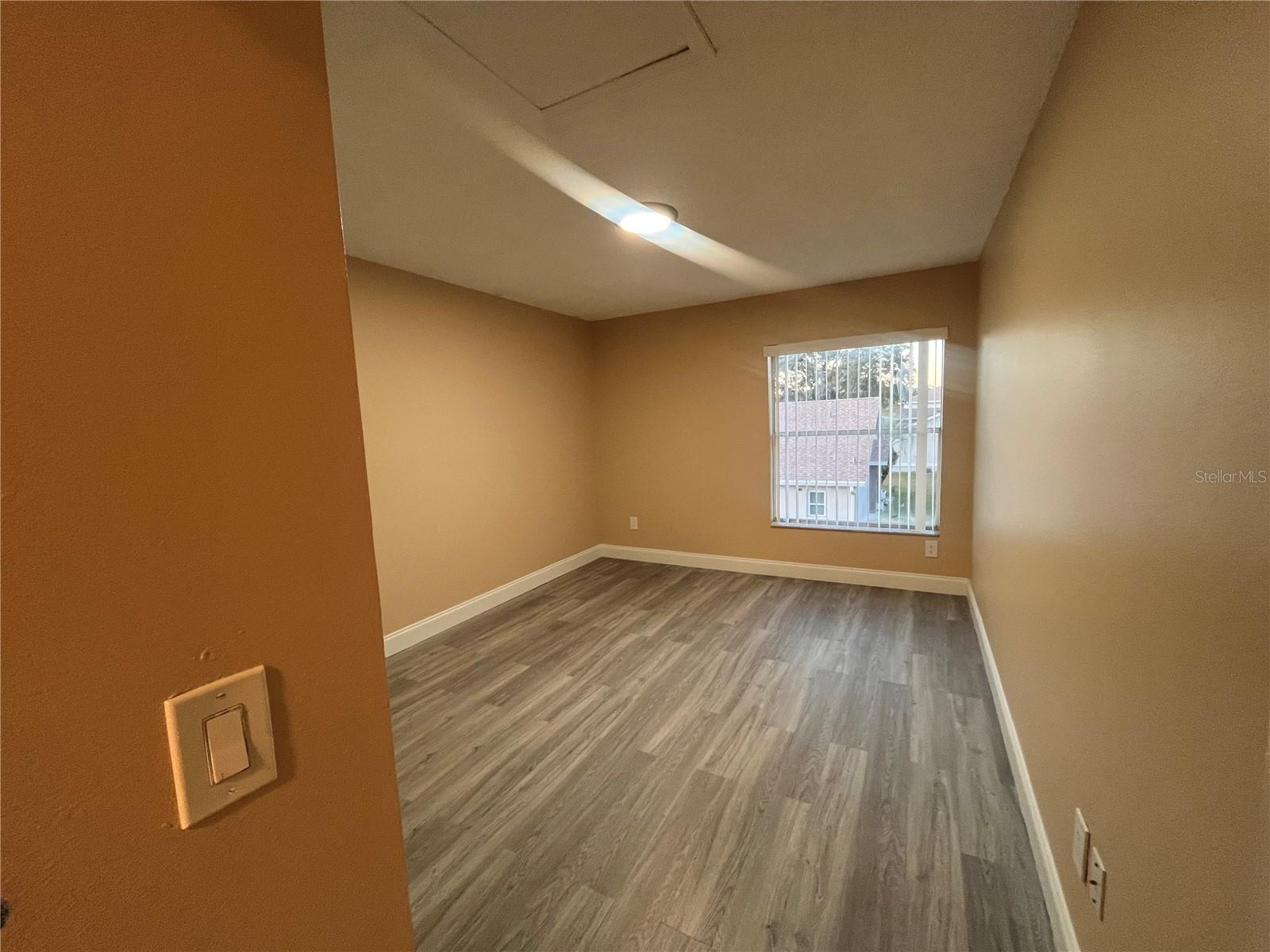 Image 18 of 28 For 14560 Laguna Beach Circle