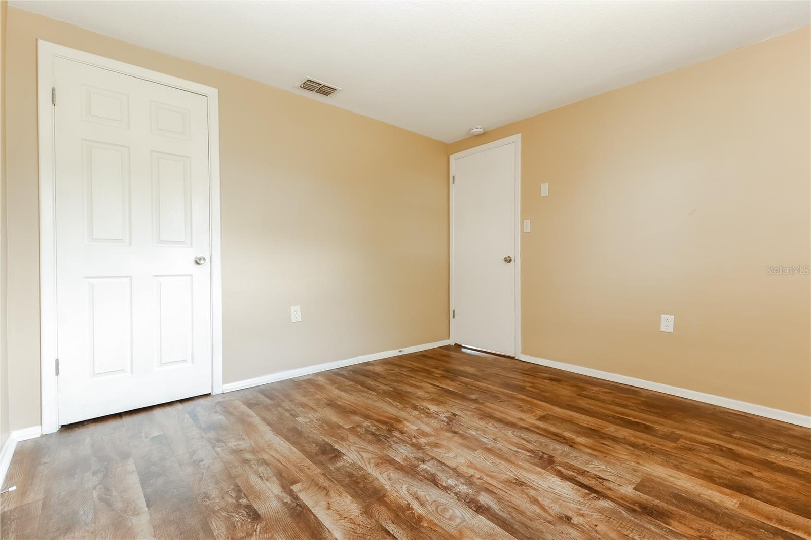 Image 13 of 16 For 1753 Kenilworth Street