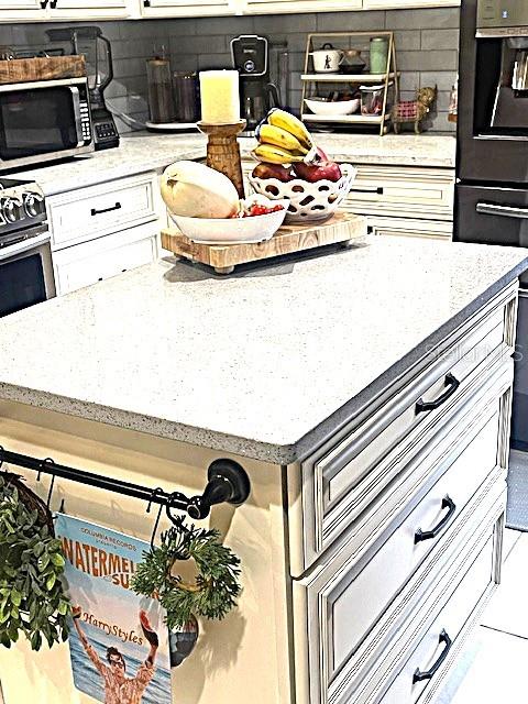 Image 12 of 34 For 5010 Maxon Terrace