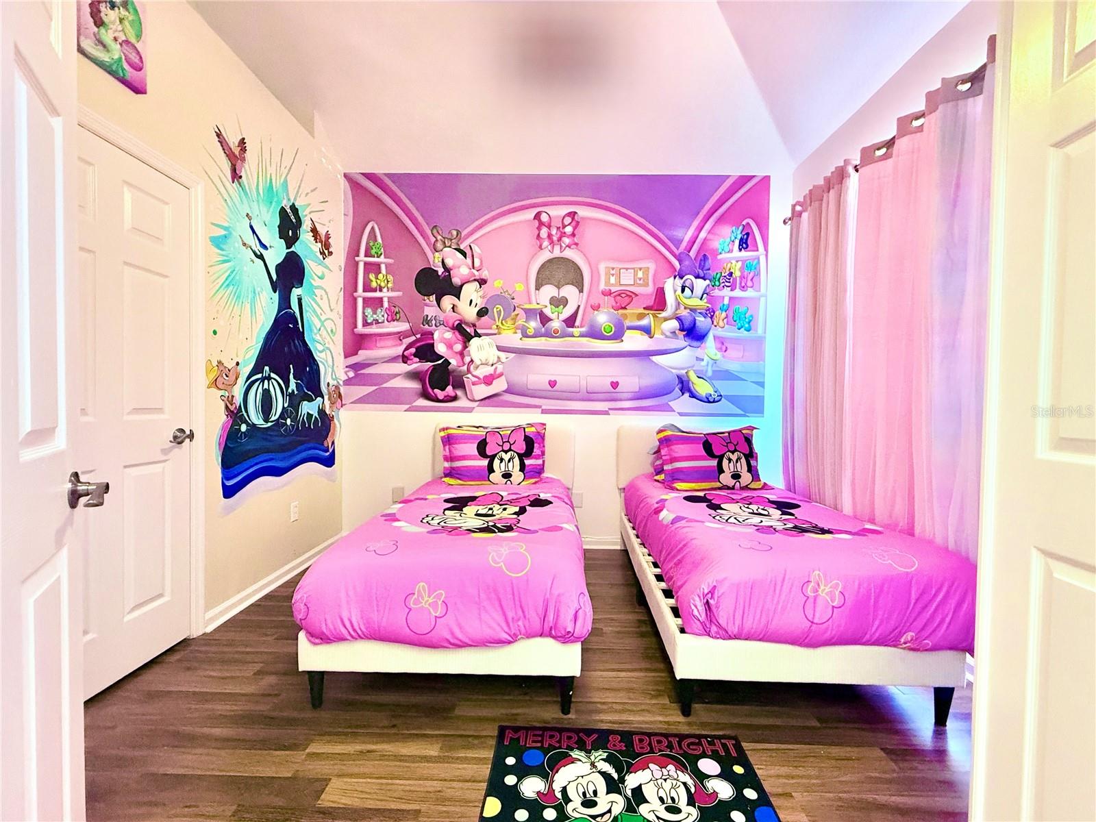 Image 14 of 48 For 8016 King Palm Circle