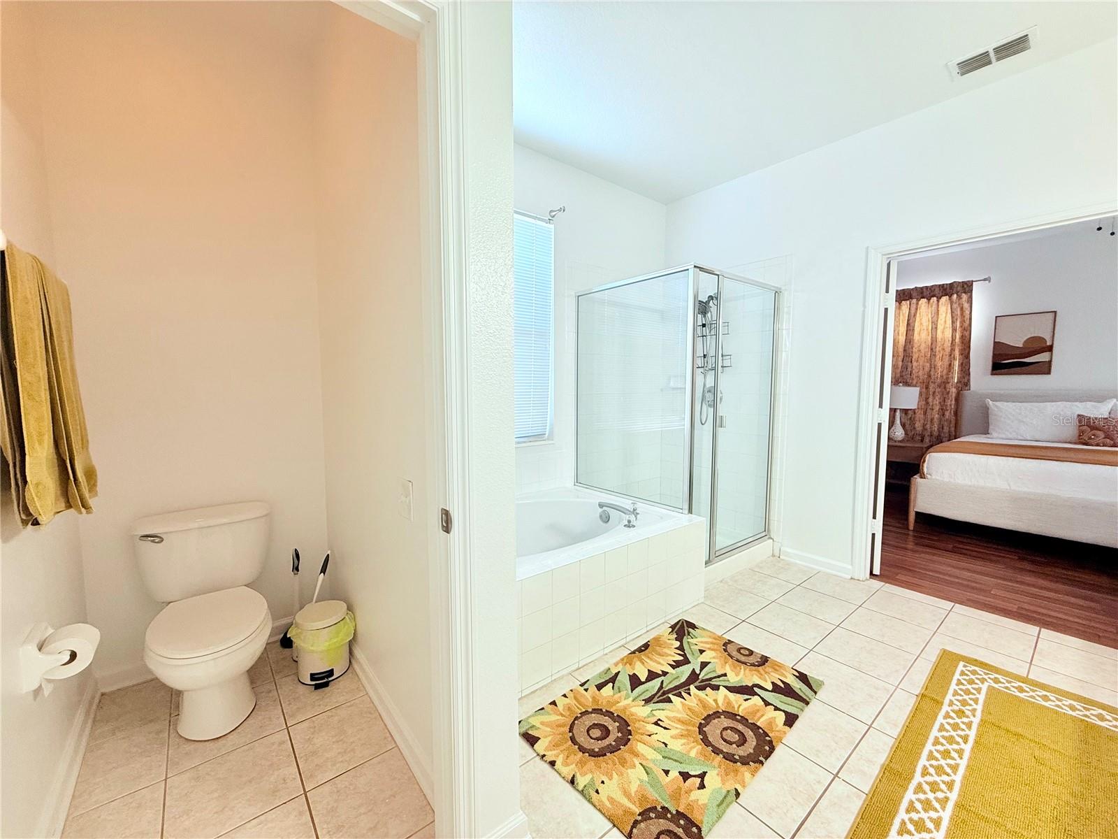 Image 30 of 48 For 8016 King Palm Circle