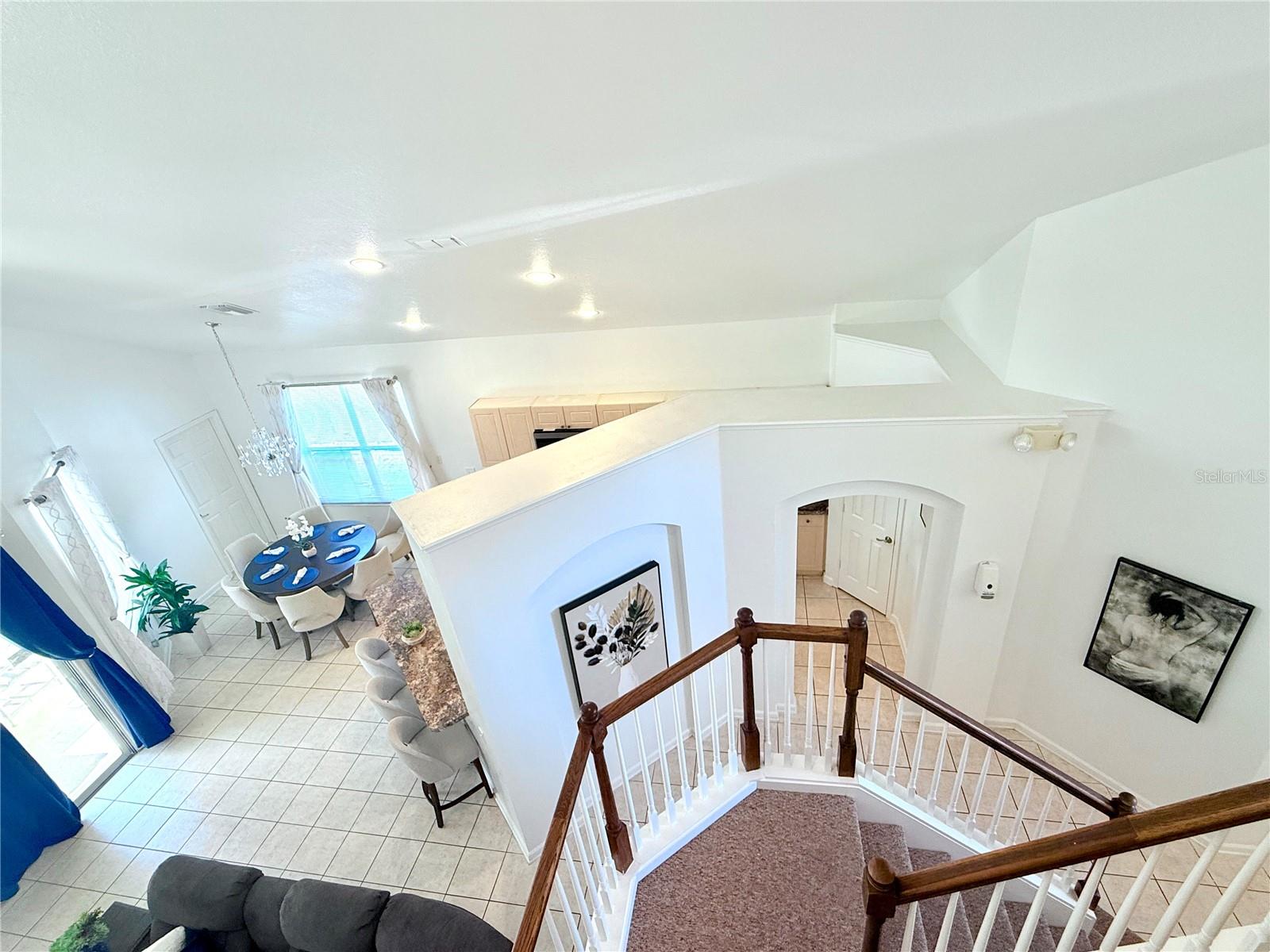 Image 32 of 48 For 8016 King Palm Circle