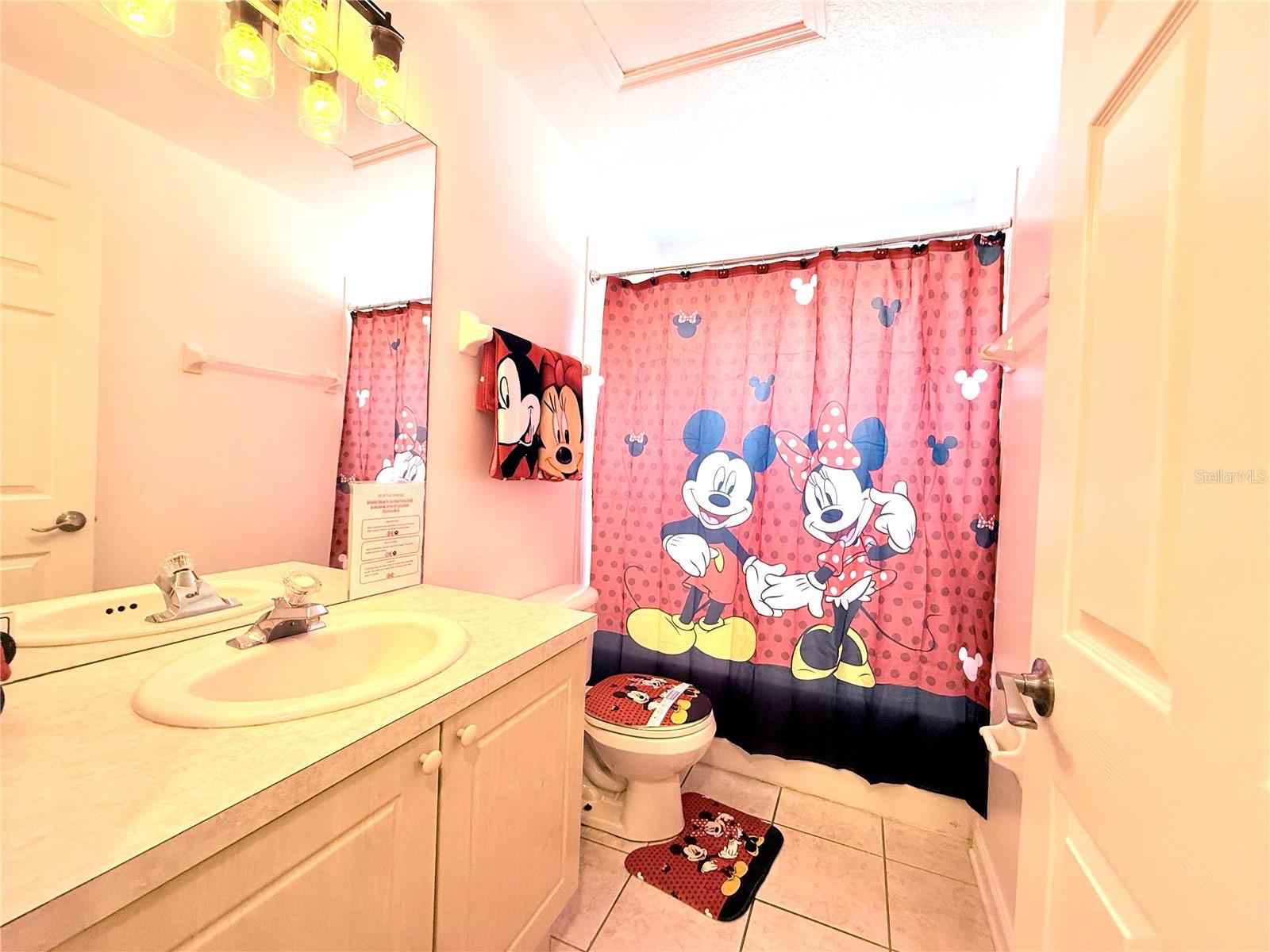 Image 37 of 48 For 8016 King Palm Circle