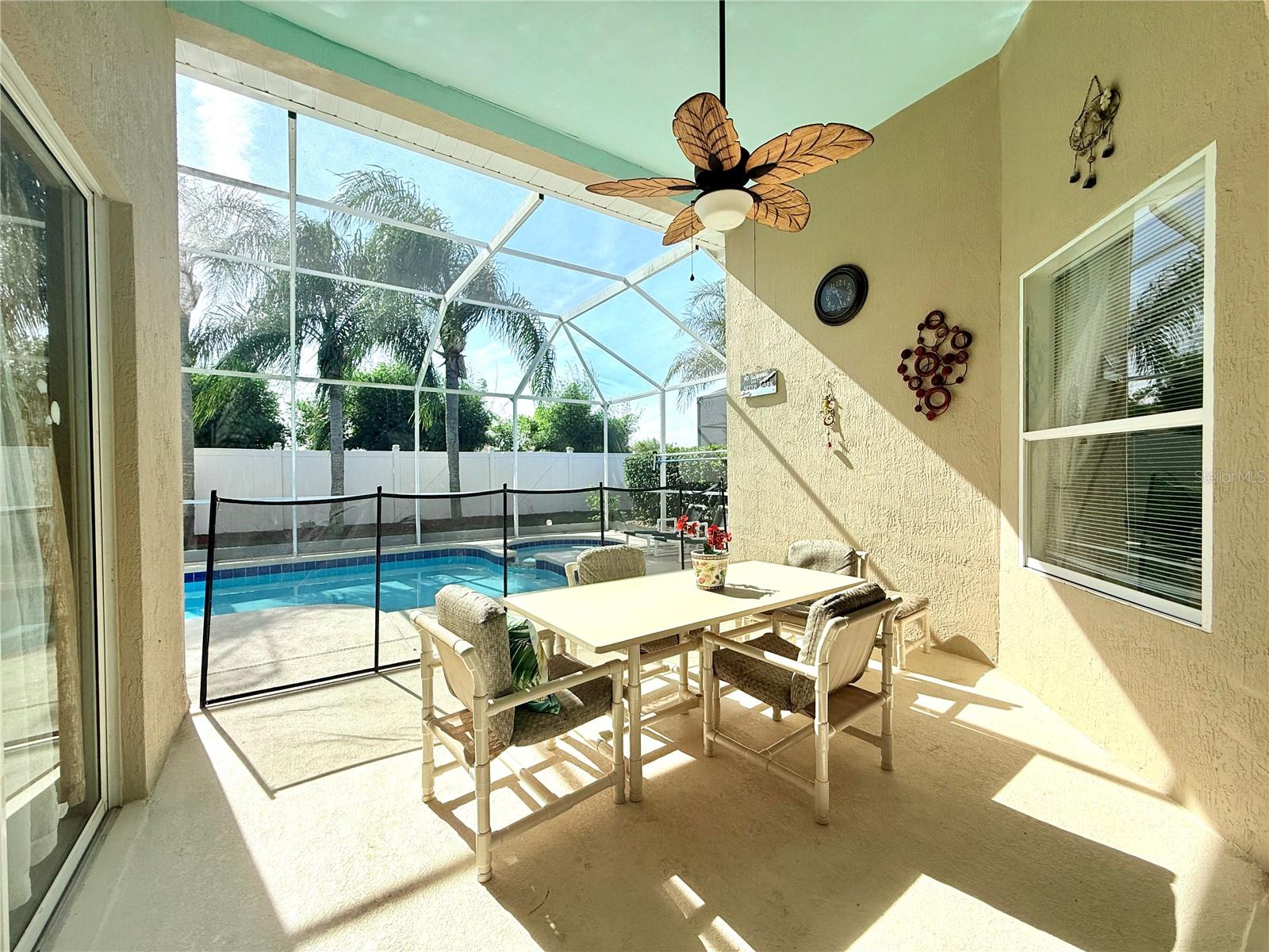 Image 41 of 48 For 8016 King Palm Circle