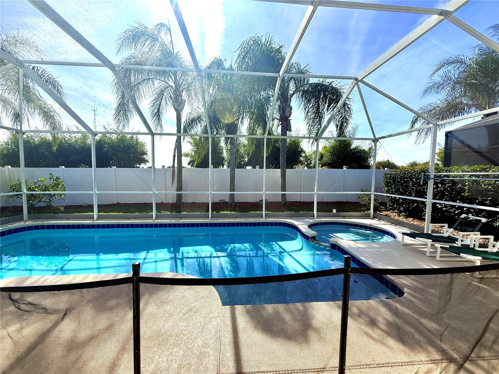 Image 42 of 48 For 8016 King Palm Circle