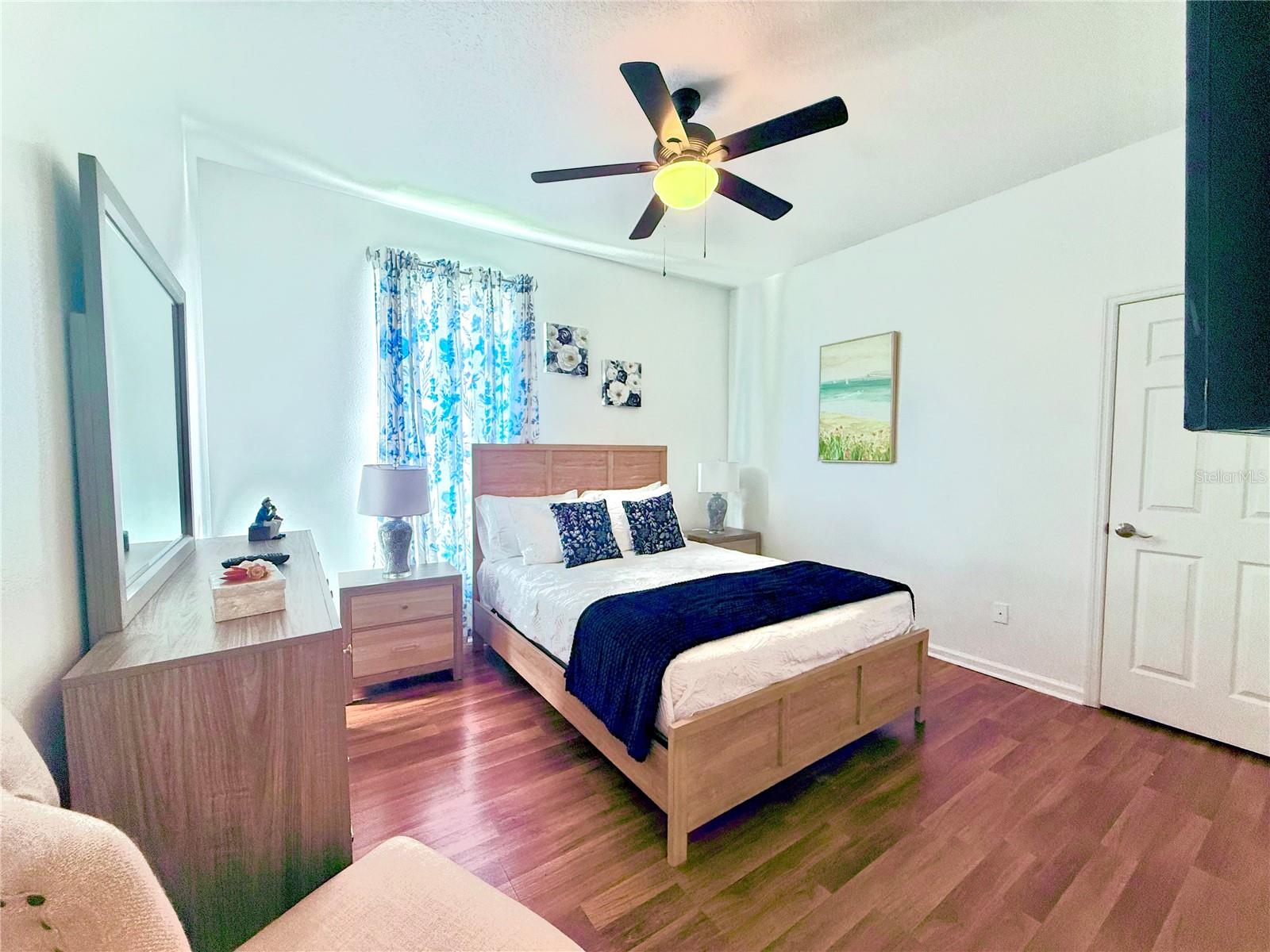 Image 6 of 48 For 8016 King Palm Circle