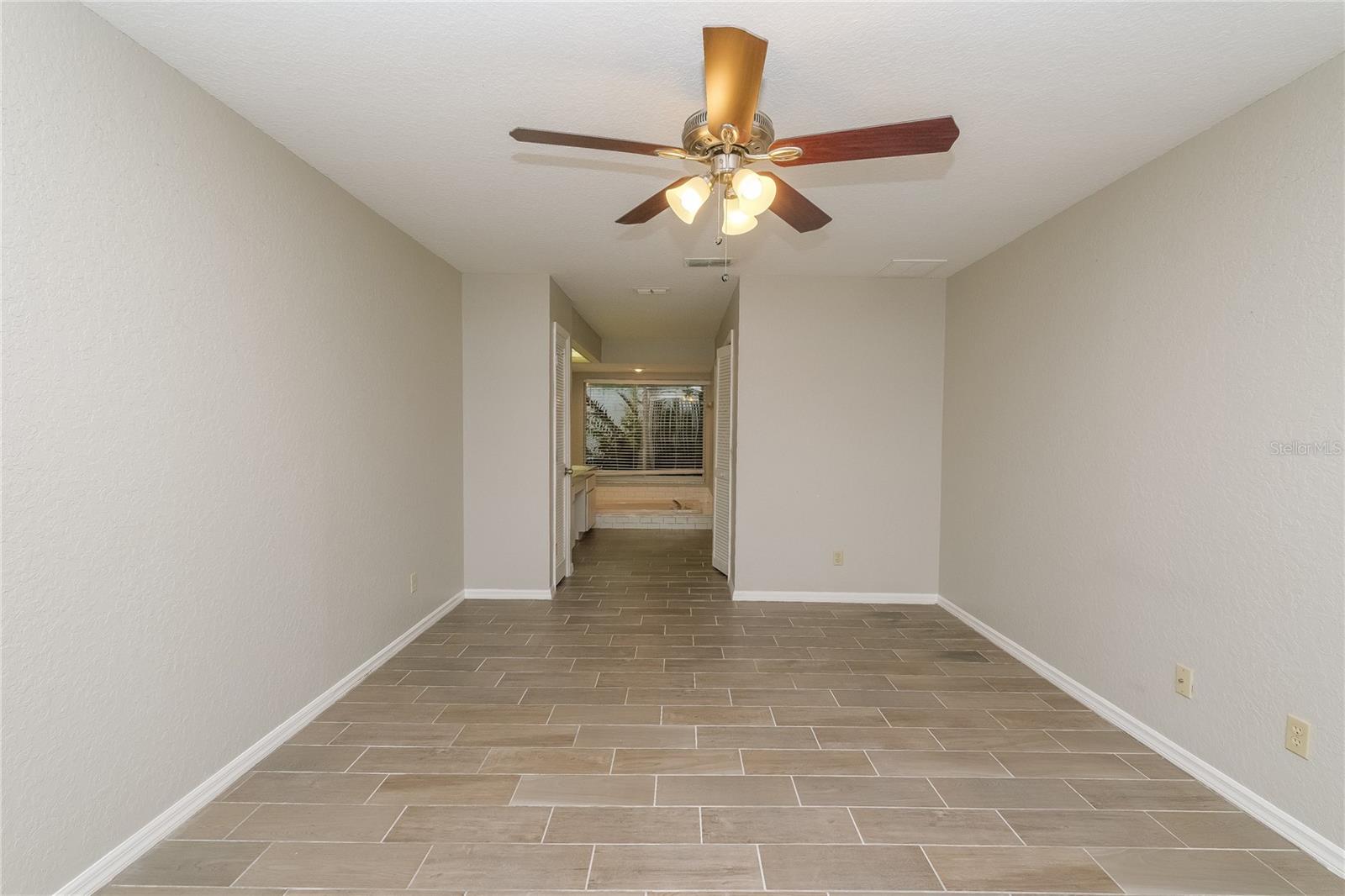 Image 9 of 15 For 6084 Freeport Drive