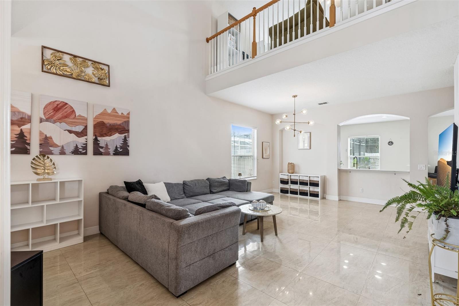 Image 5 of 27 For 5212 Santa Ana Dr