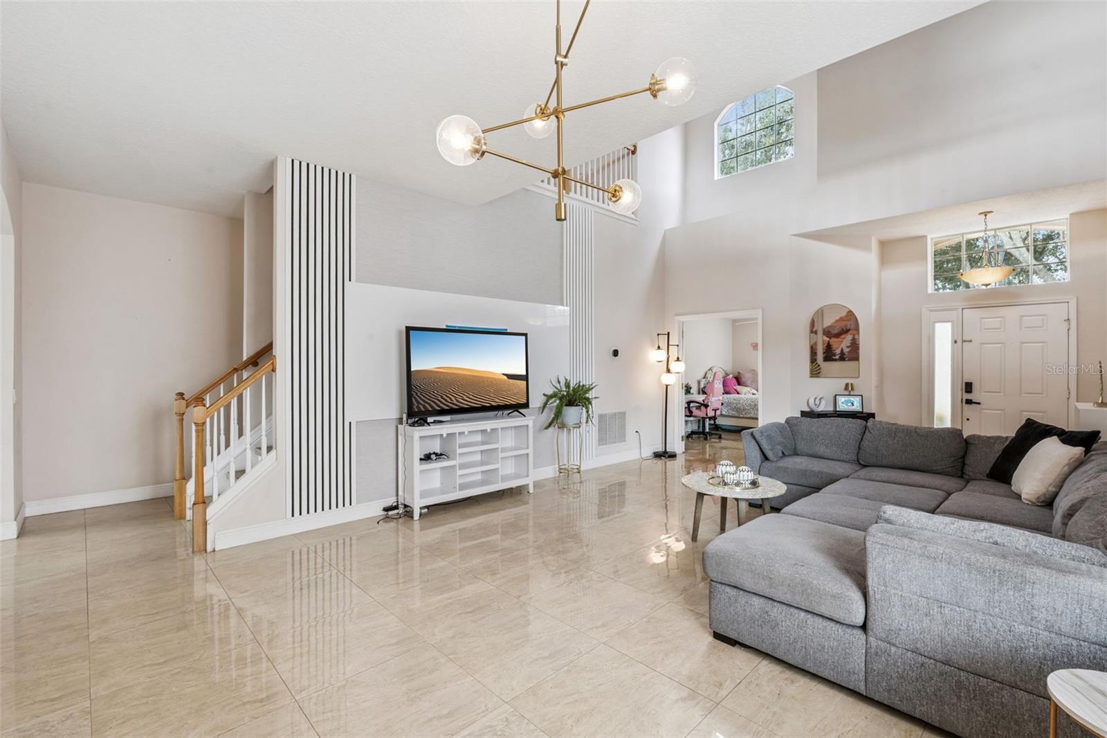 Image 7 of 27 For 5212 Santa Ana Dr