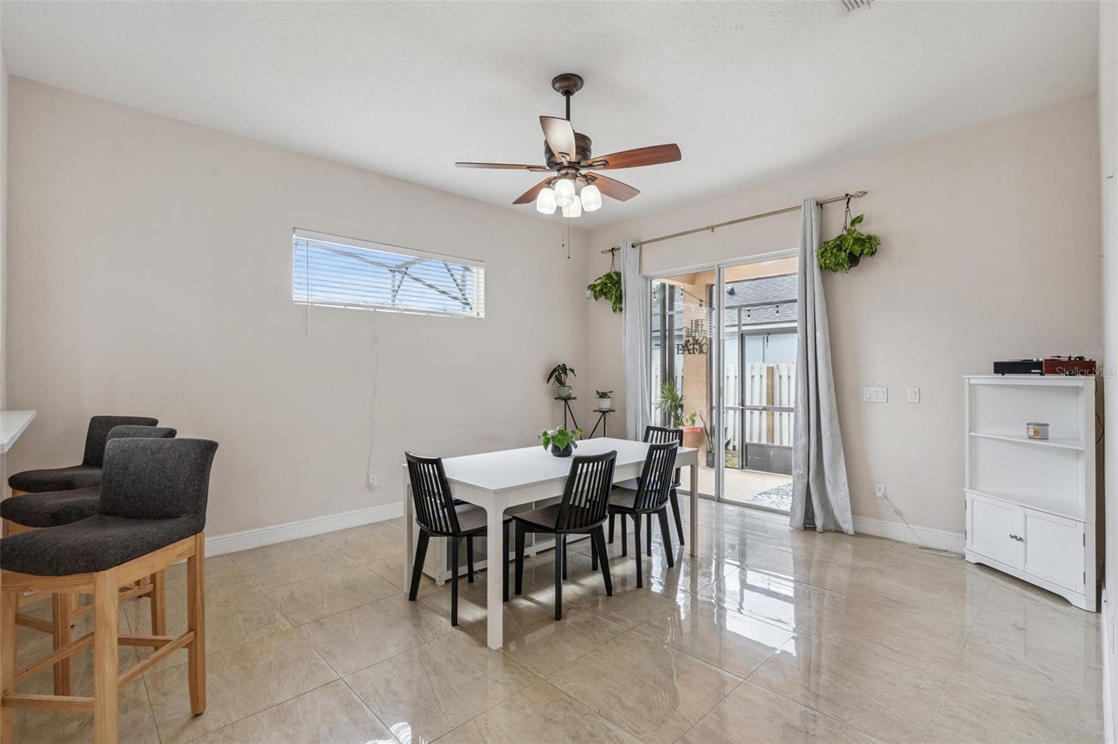 Image 9 of 27 For 5212 Santa Ana Dr