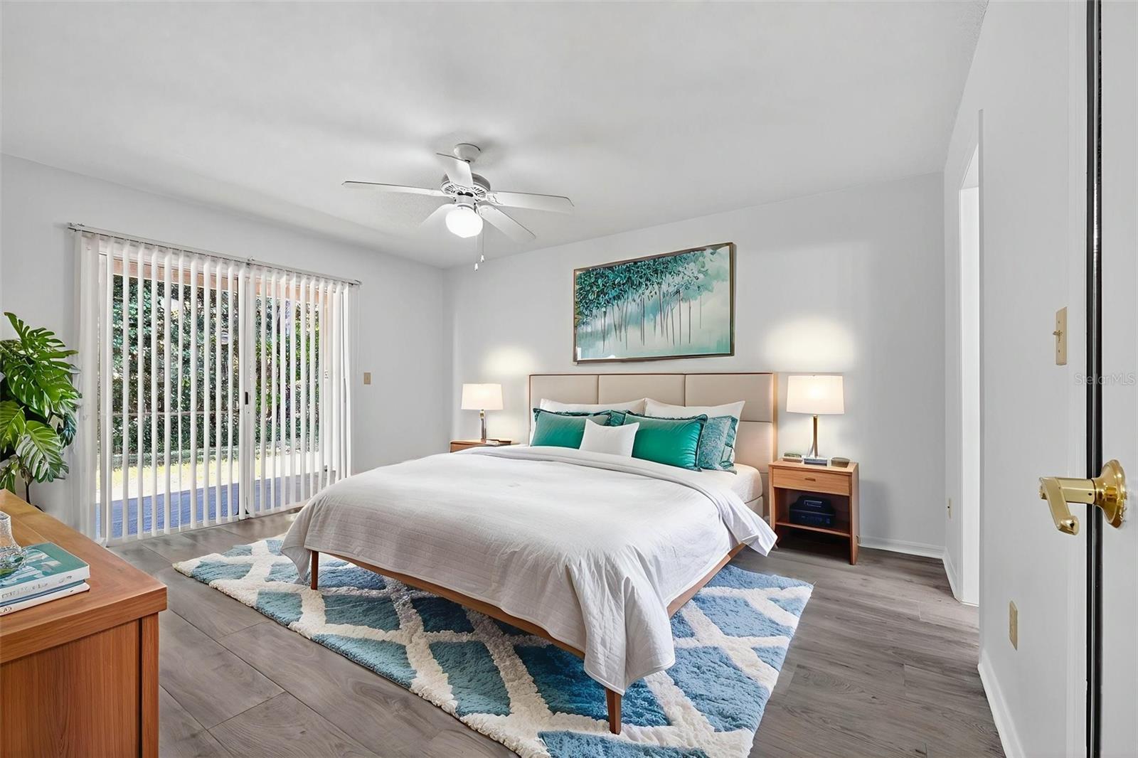 Image 44 of 53 For 2029 Royal Bay Boulevard 73