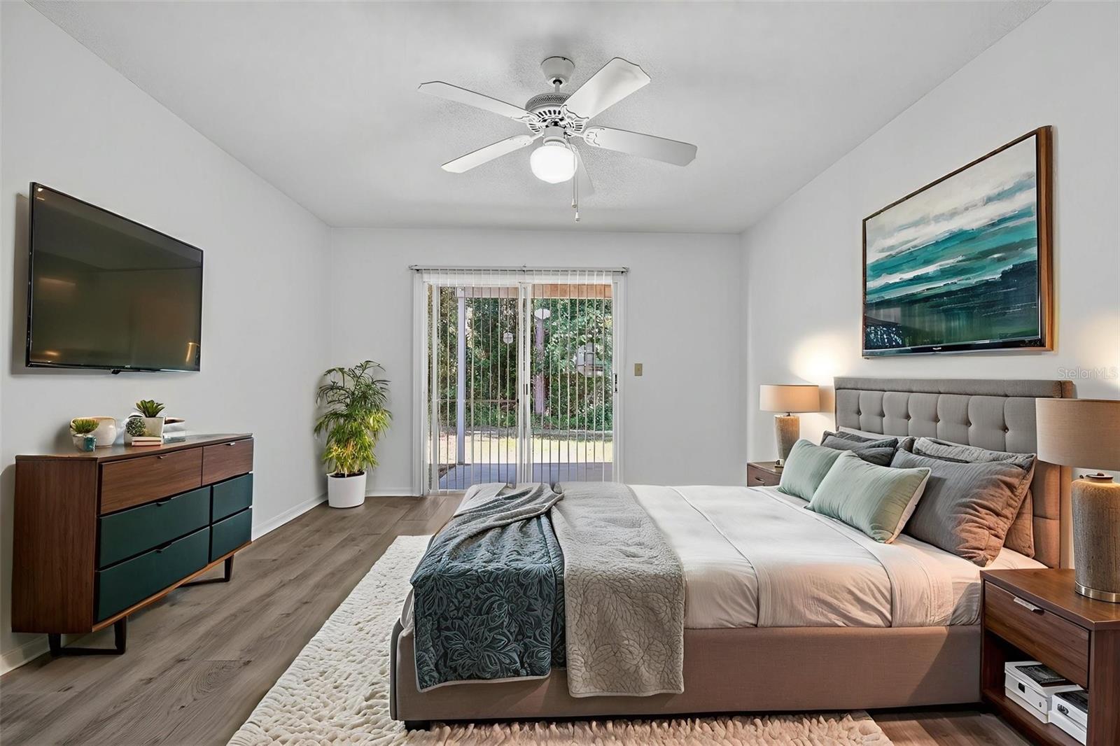 Image 46 of 53 For 2029 Royal Bay Boulevard 73