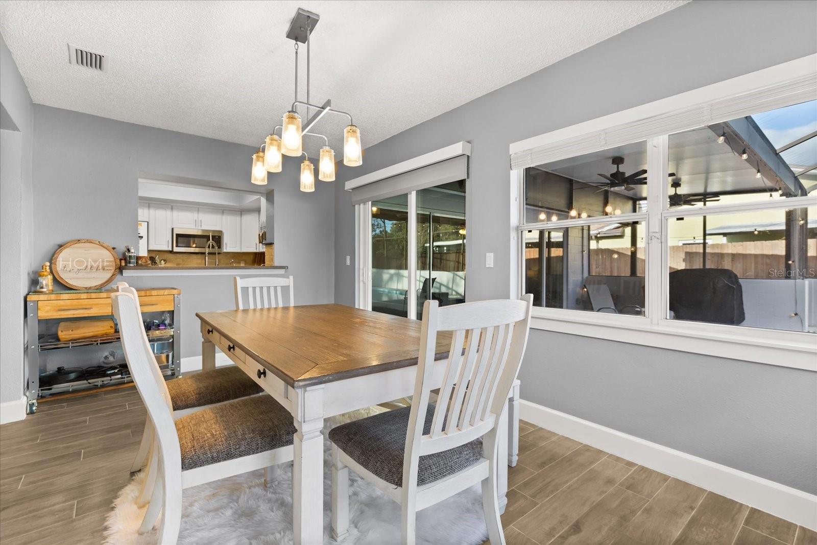 Image 16 of 48 For 2500 Lauderdale Court