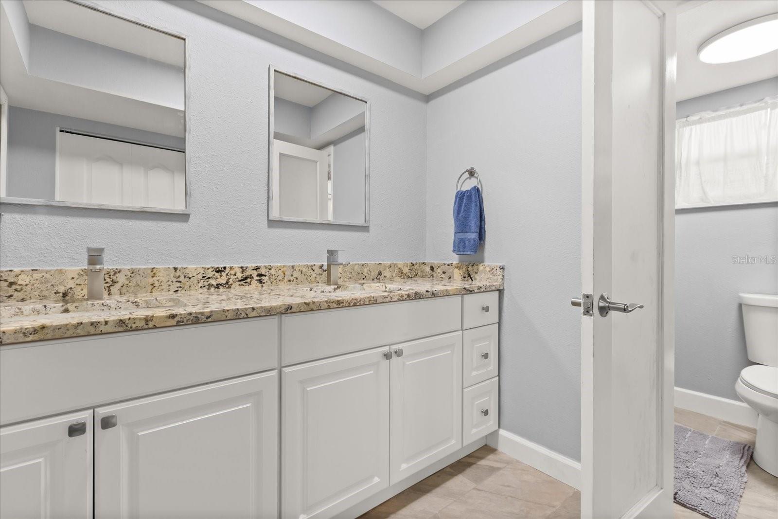 Image 20 of 48 For 2500 Lauderdale Court