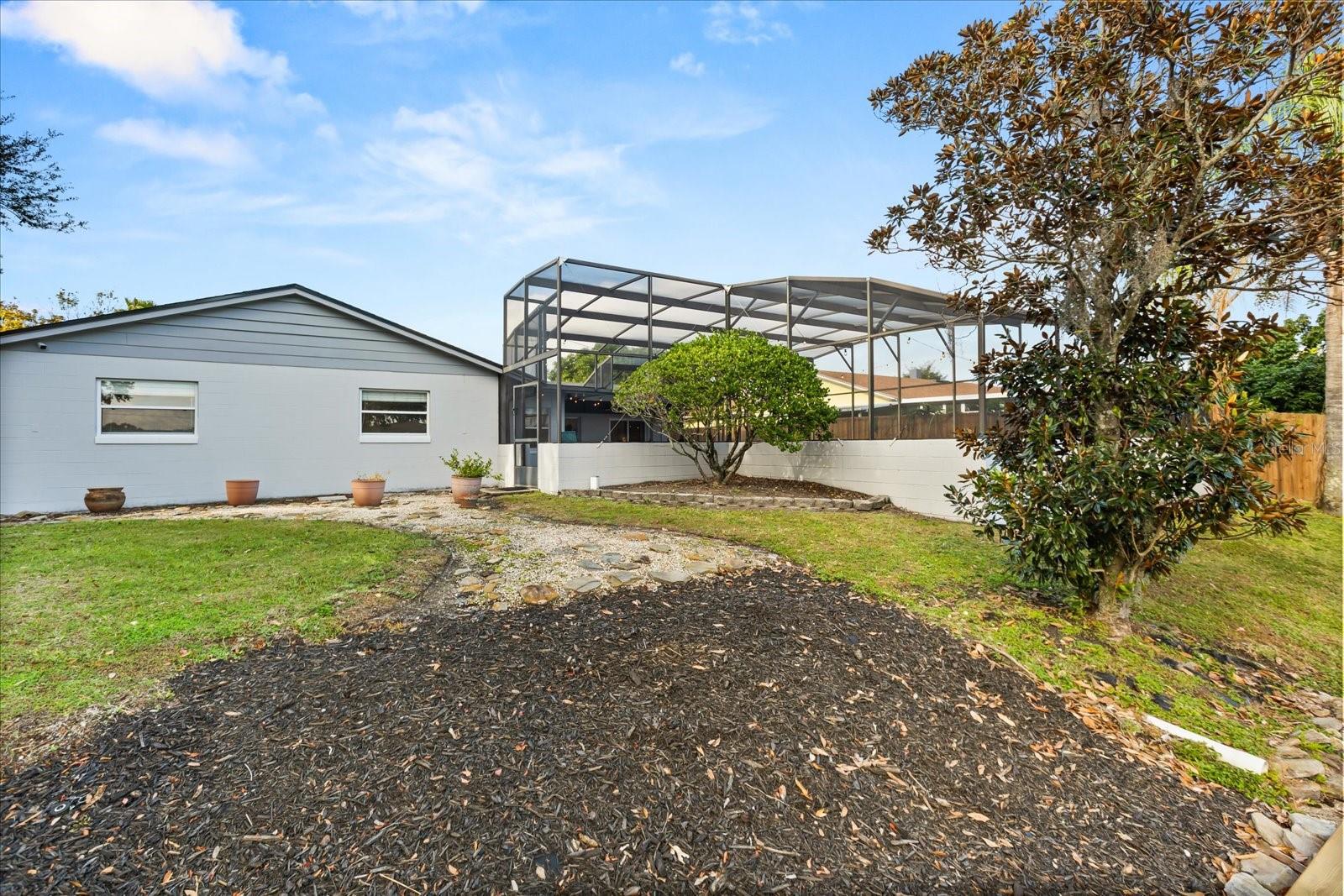 Image 30 of 48 For 2500 Lauderdale Court