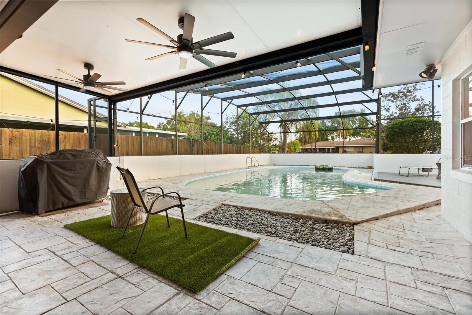 Image 31 of 48 For 2500 Lauderdale Court