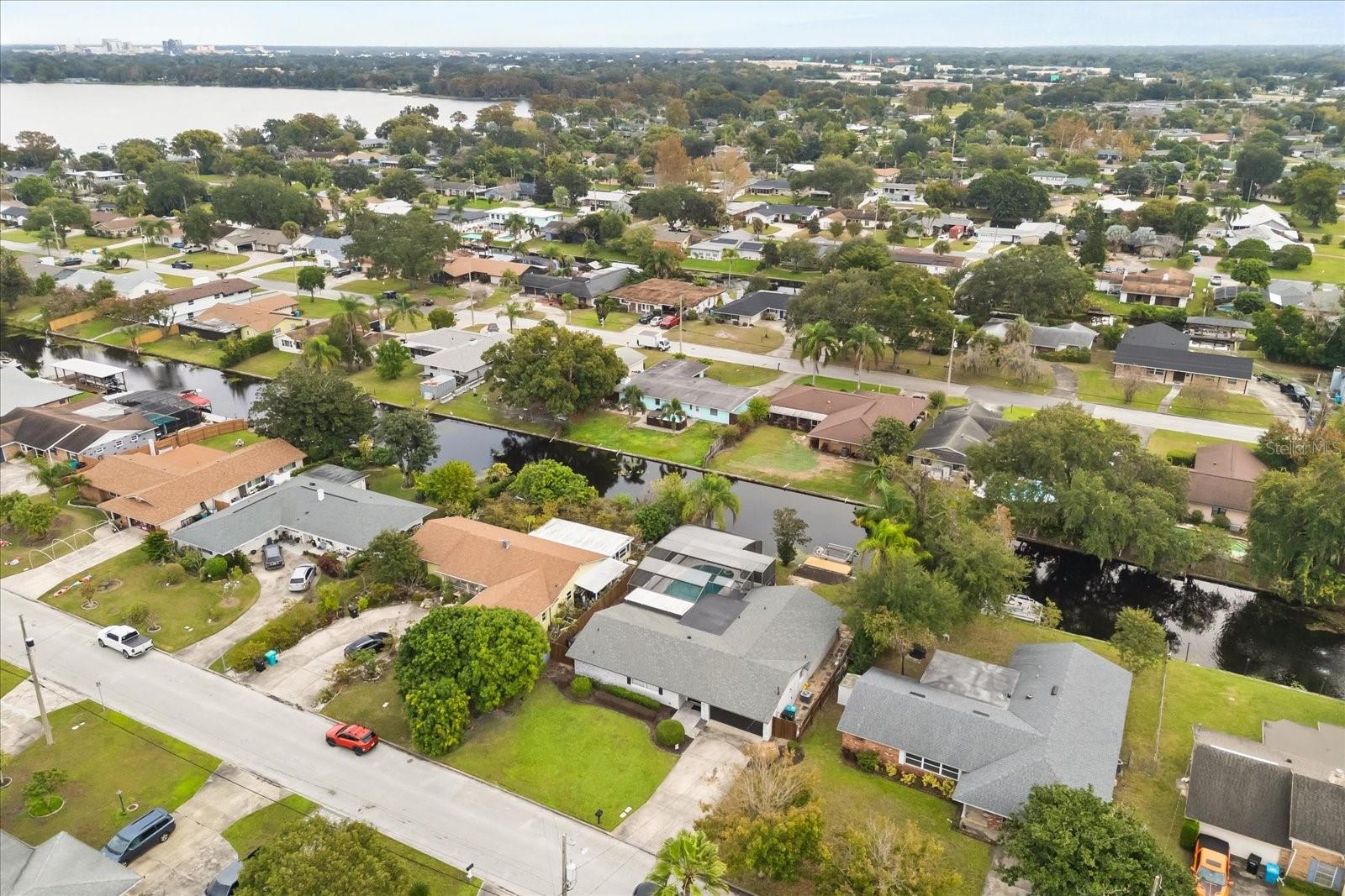 Image 43 of 48 For 2500 Lauderdale Court